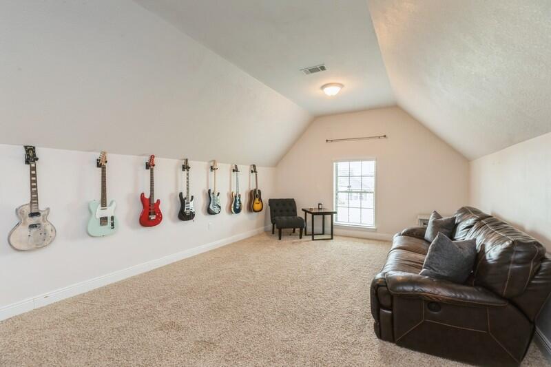 2505 - Auburn & Garden City - Residential