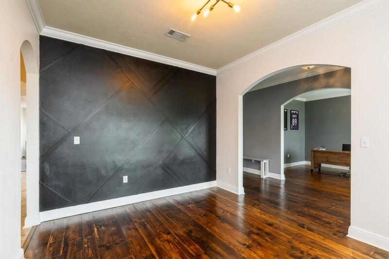 2505 - Auburn & Garden City - Residential