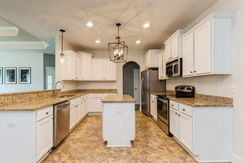 2505 - Auburn & Garden City - Residential