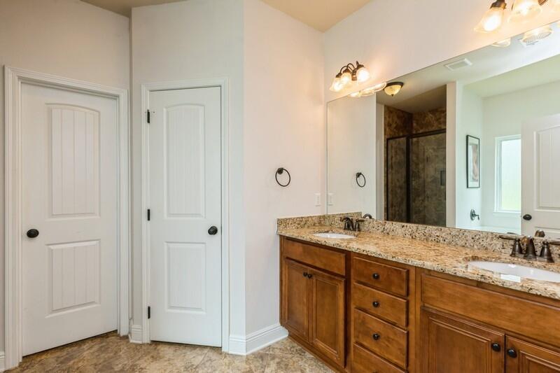 2505 - Auburn & Garden City - Residential