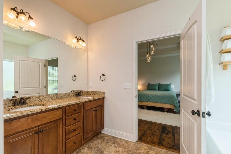 2505 - Auburn & Garden City - Residential