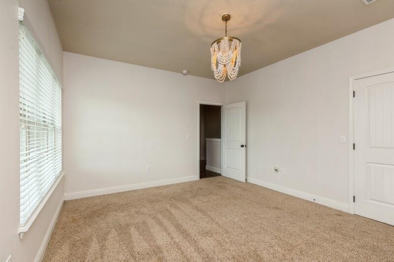 2505 - Auburn & Garden City - Residential