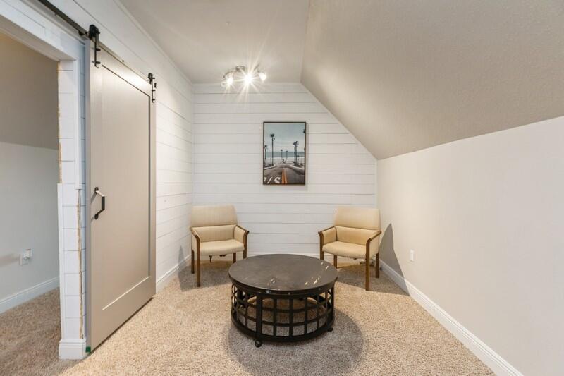 2505 - Auburn & Garden City - Residential