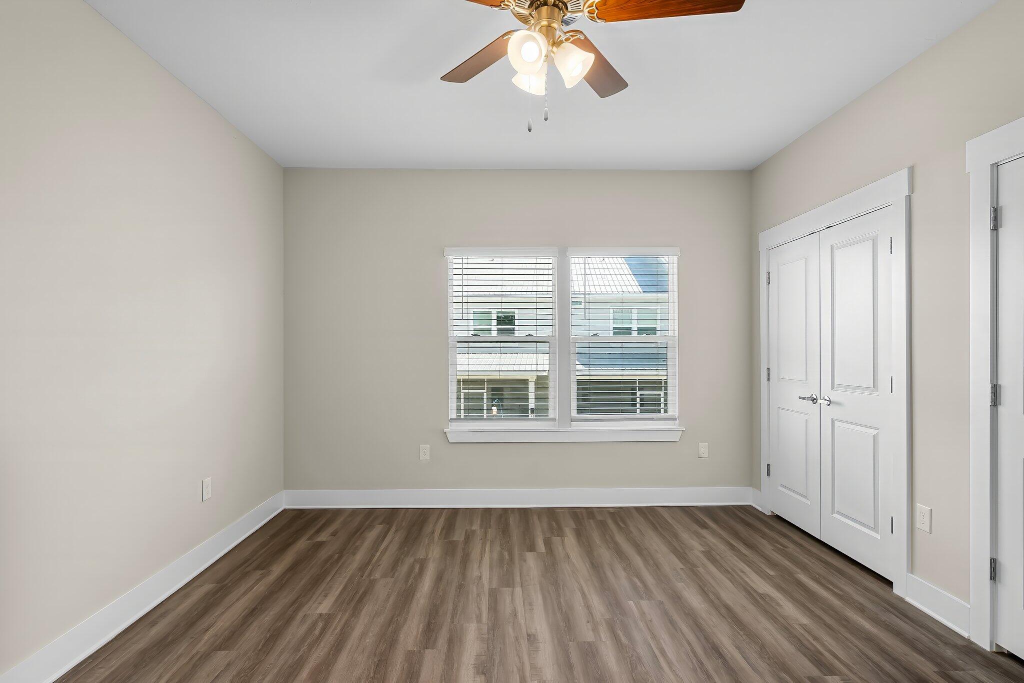 VERANDAS AT FREEPORT - Residential