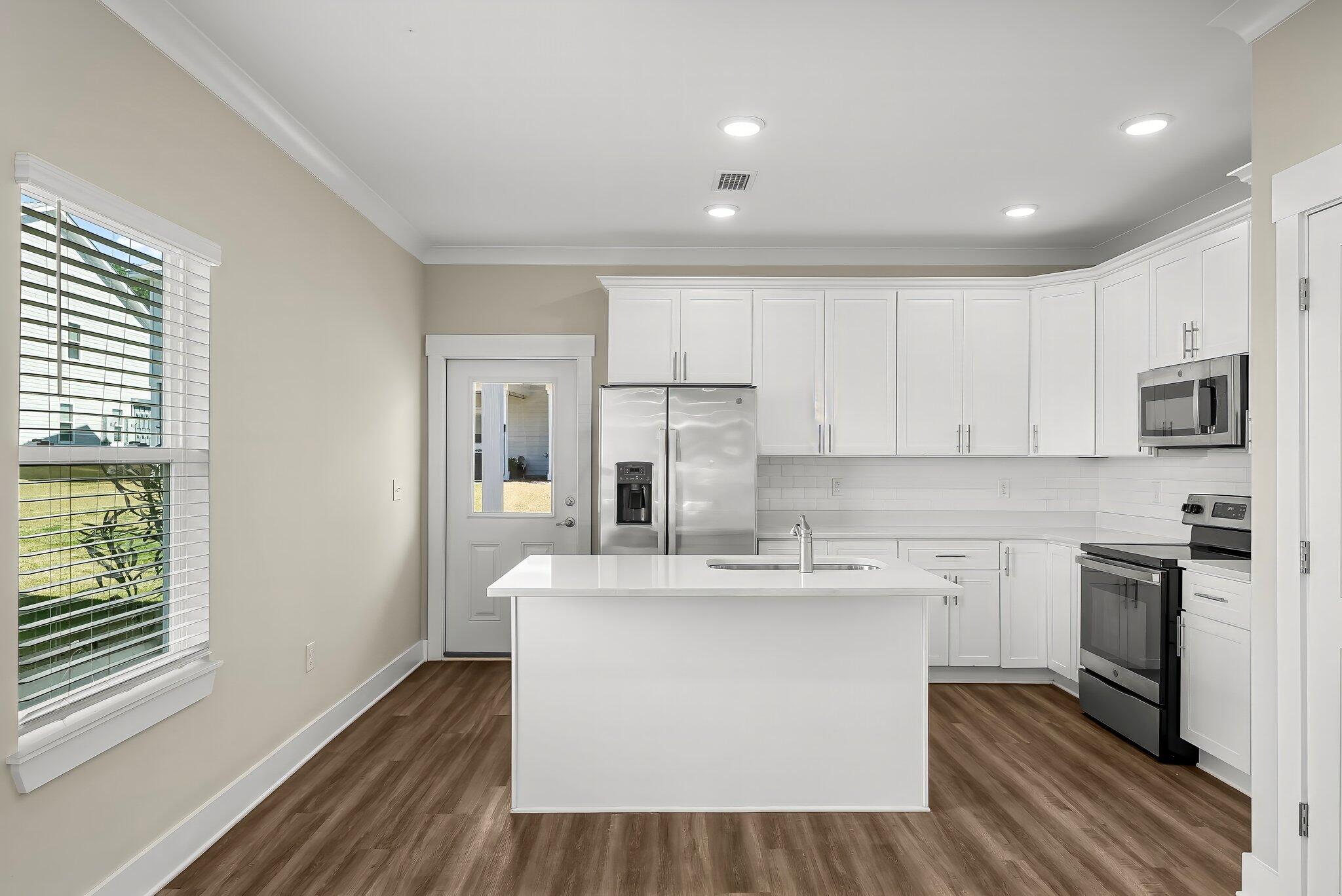 VERANDAS AT FREEPORT - Residential