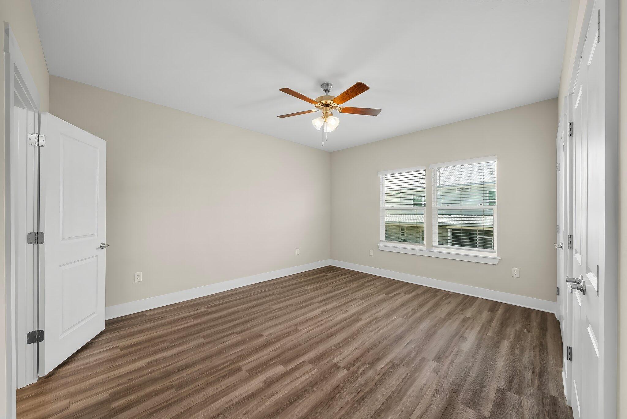 VERANDAS AT FREEPORT - Residential