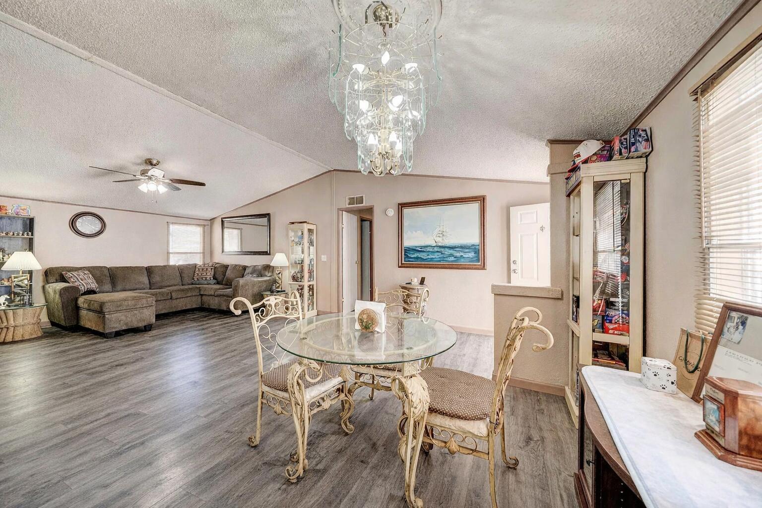 LAGUNA BEACH ESTATES 7TH ADDN - Residential