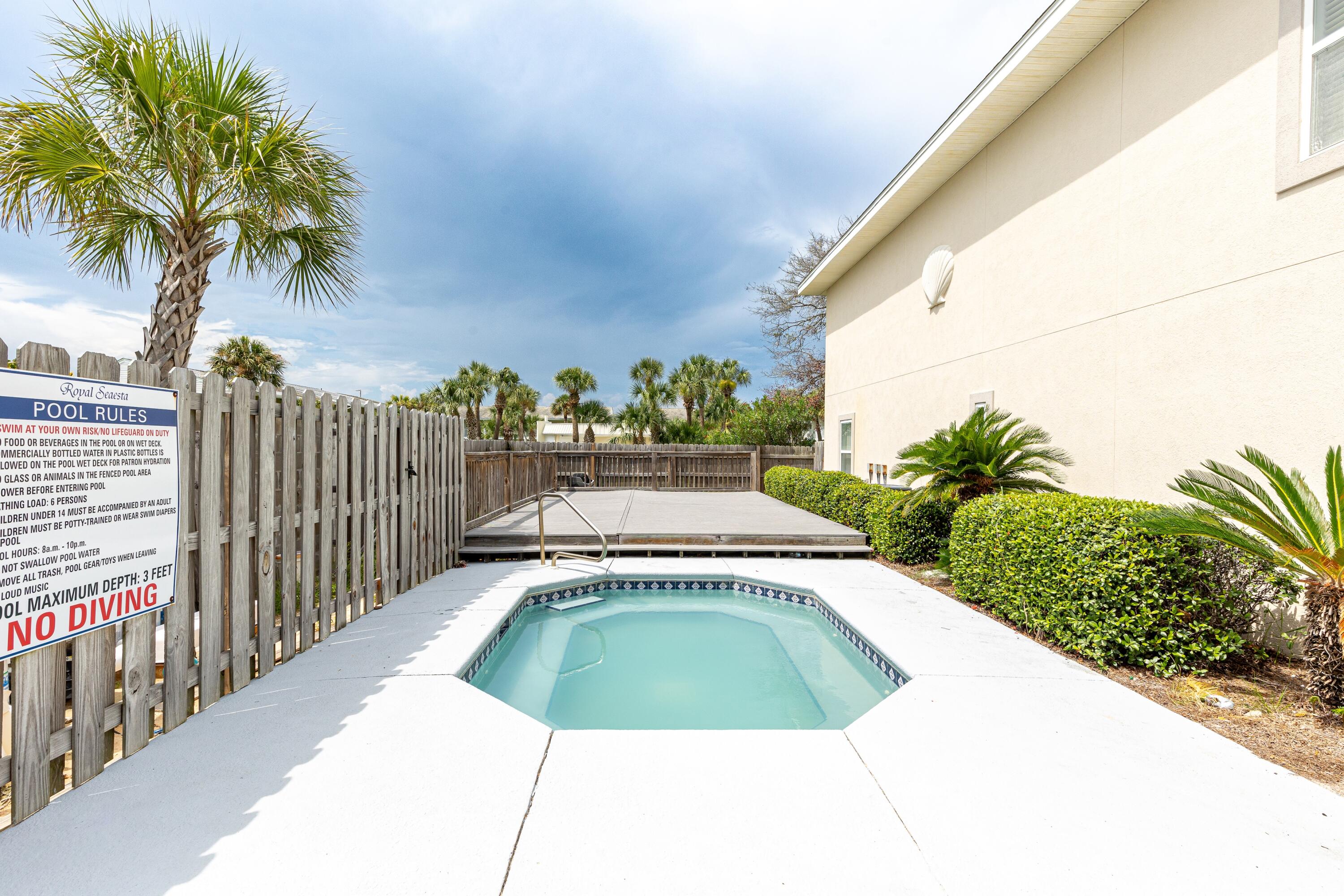 Royal Seaesta Phase II - Residential