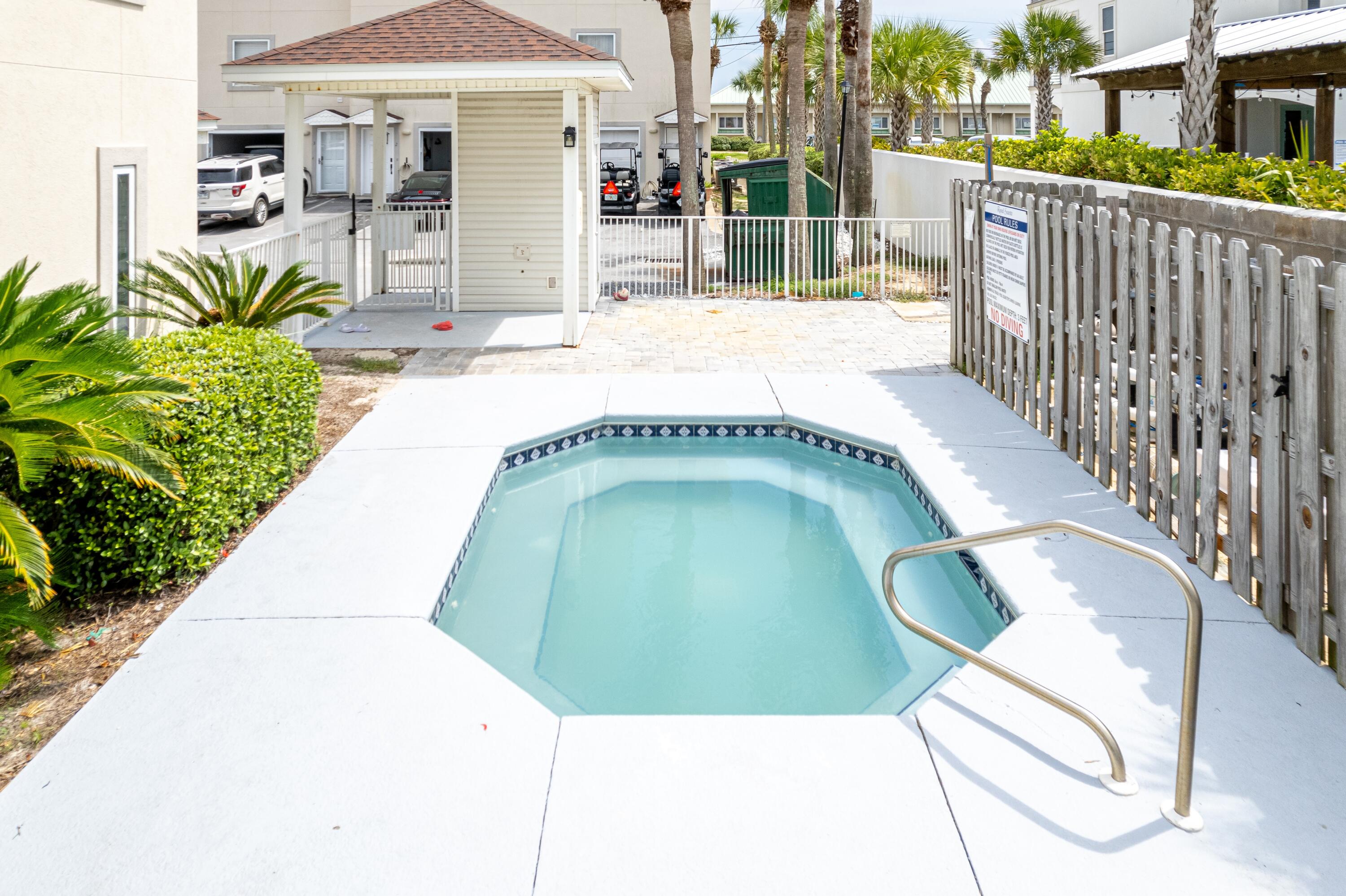 Royal Seaesta Phase II - Residential