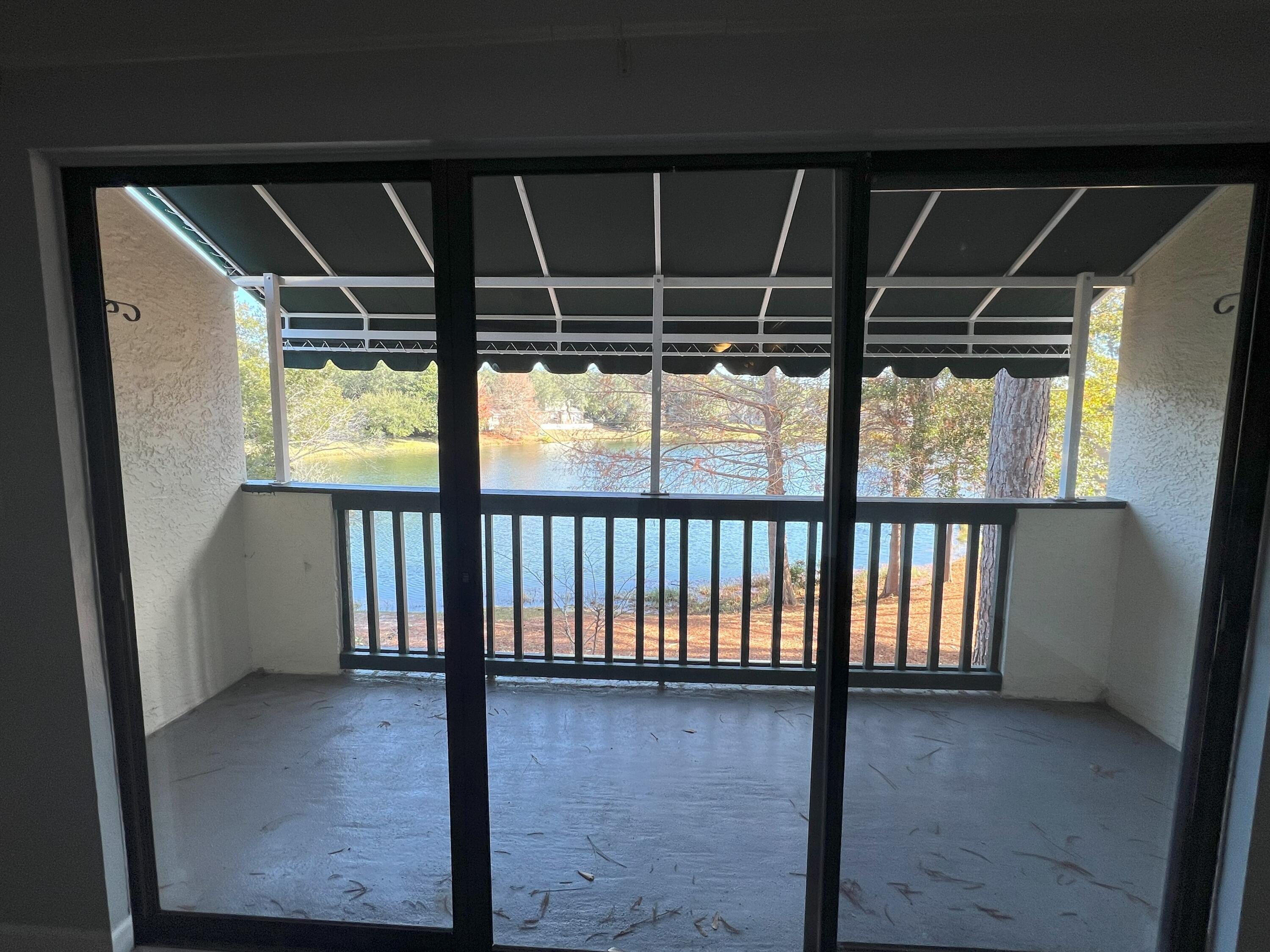 LAKESIDE VILLAGE - Residential Lease