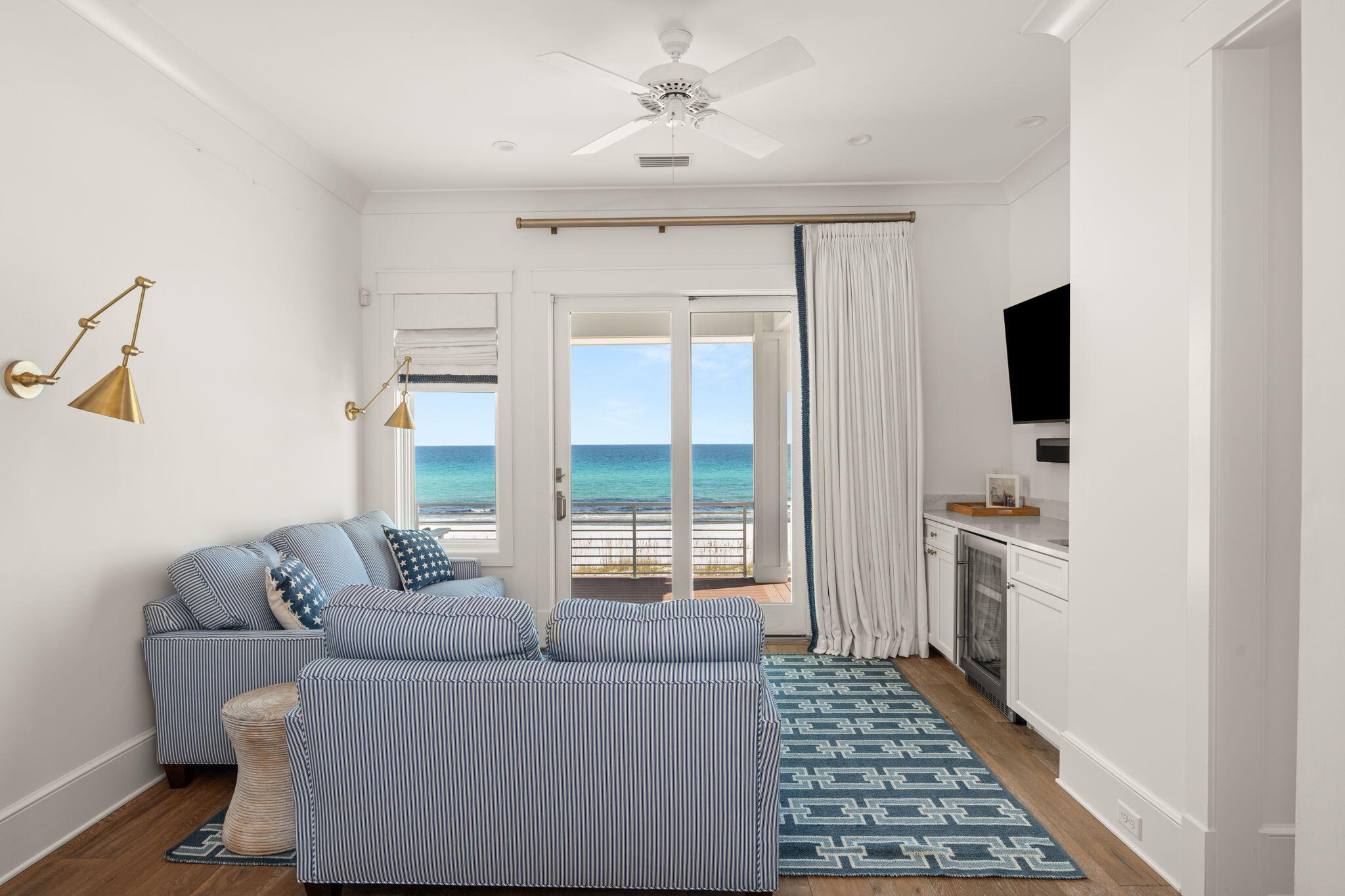 VILLA PRIMERA - Residential