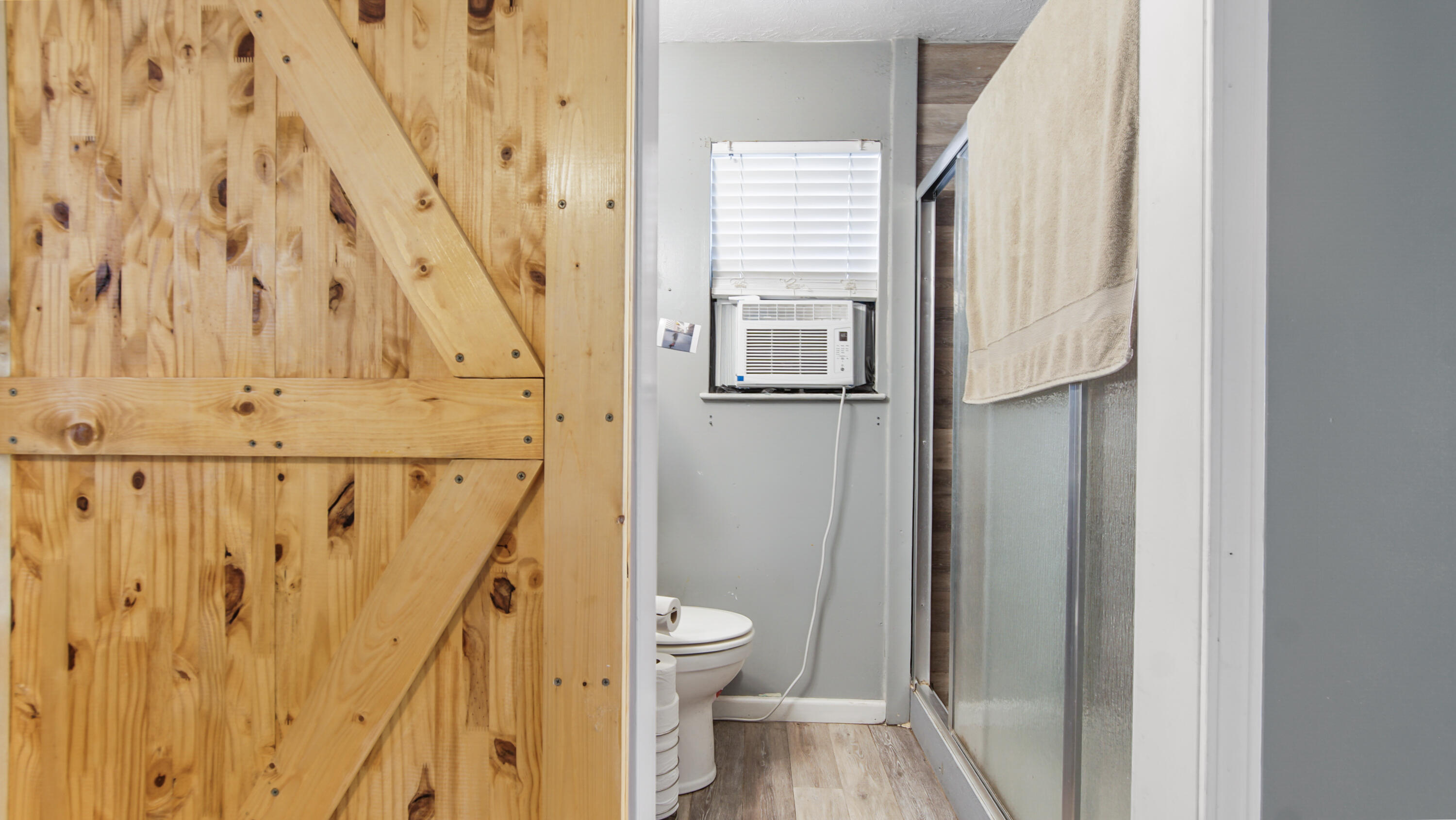 HOLIDAY BEACH UNIT 16 - Residential