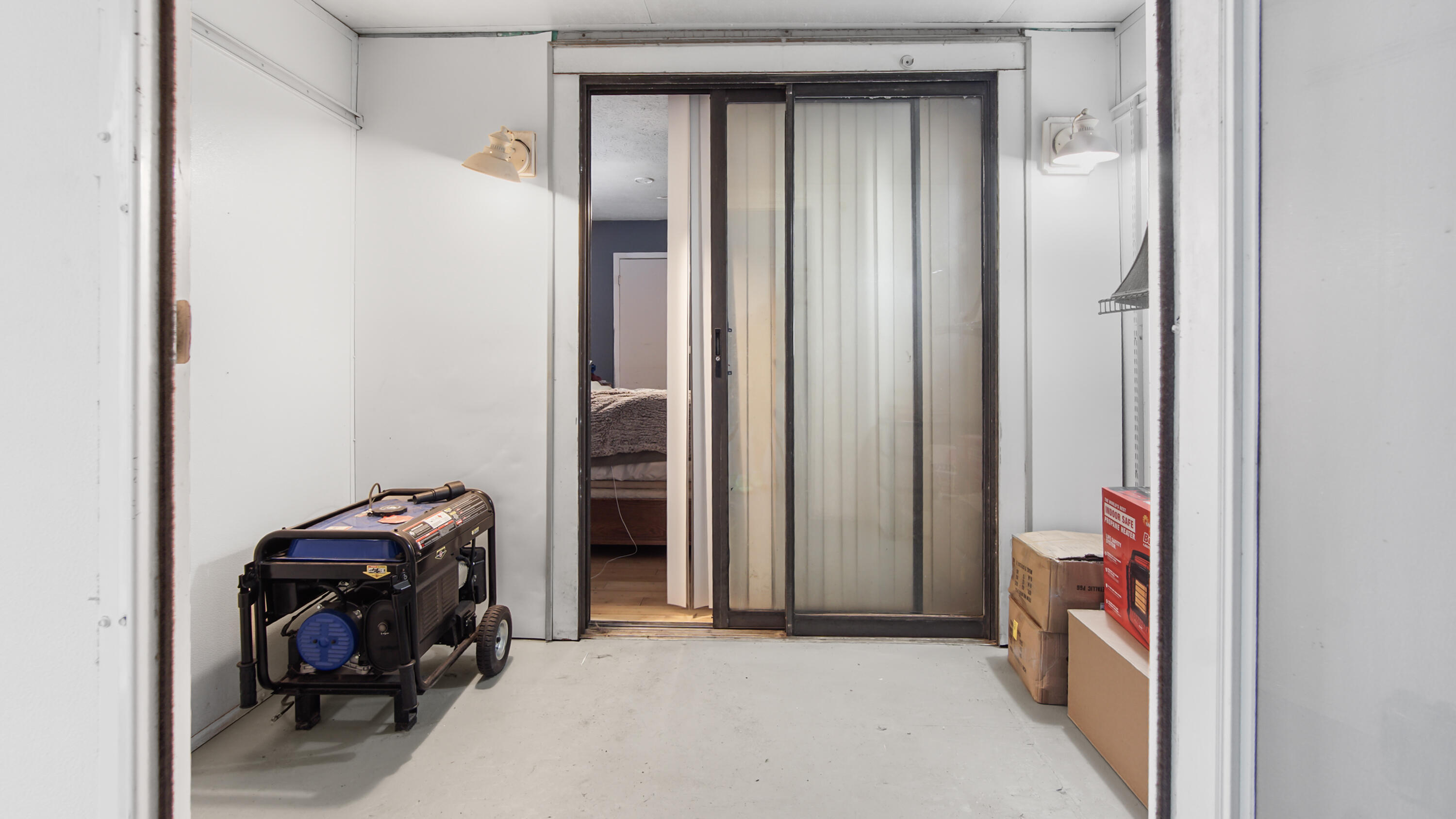 HOLIDAY BEACH UNIT 16 - Residential