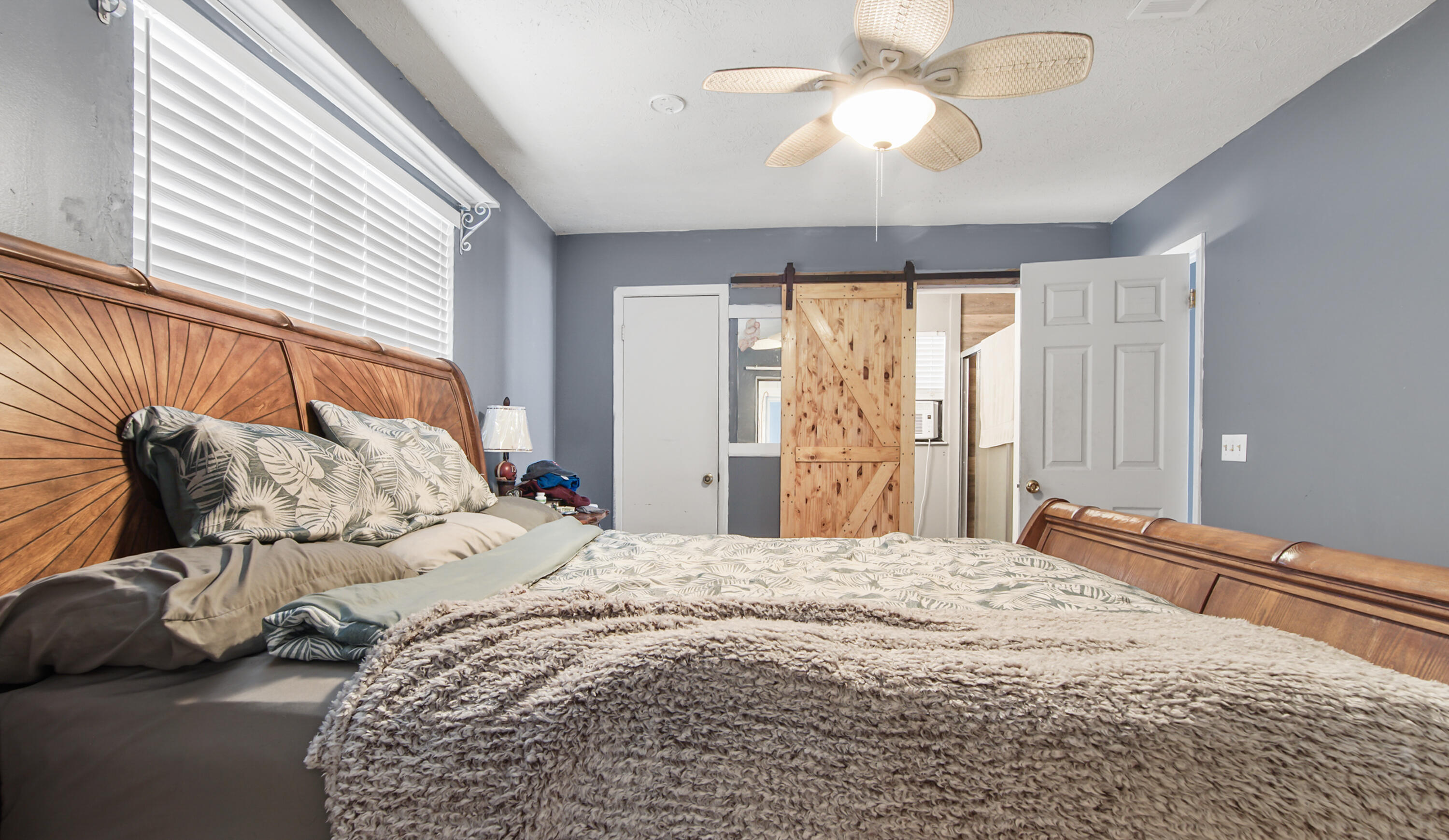 HOLIDAY BEACH UNIT 16 - Residential