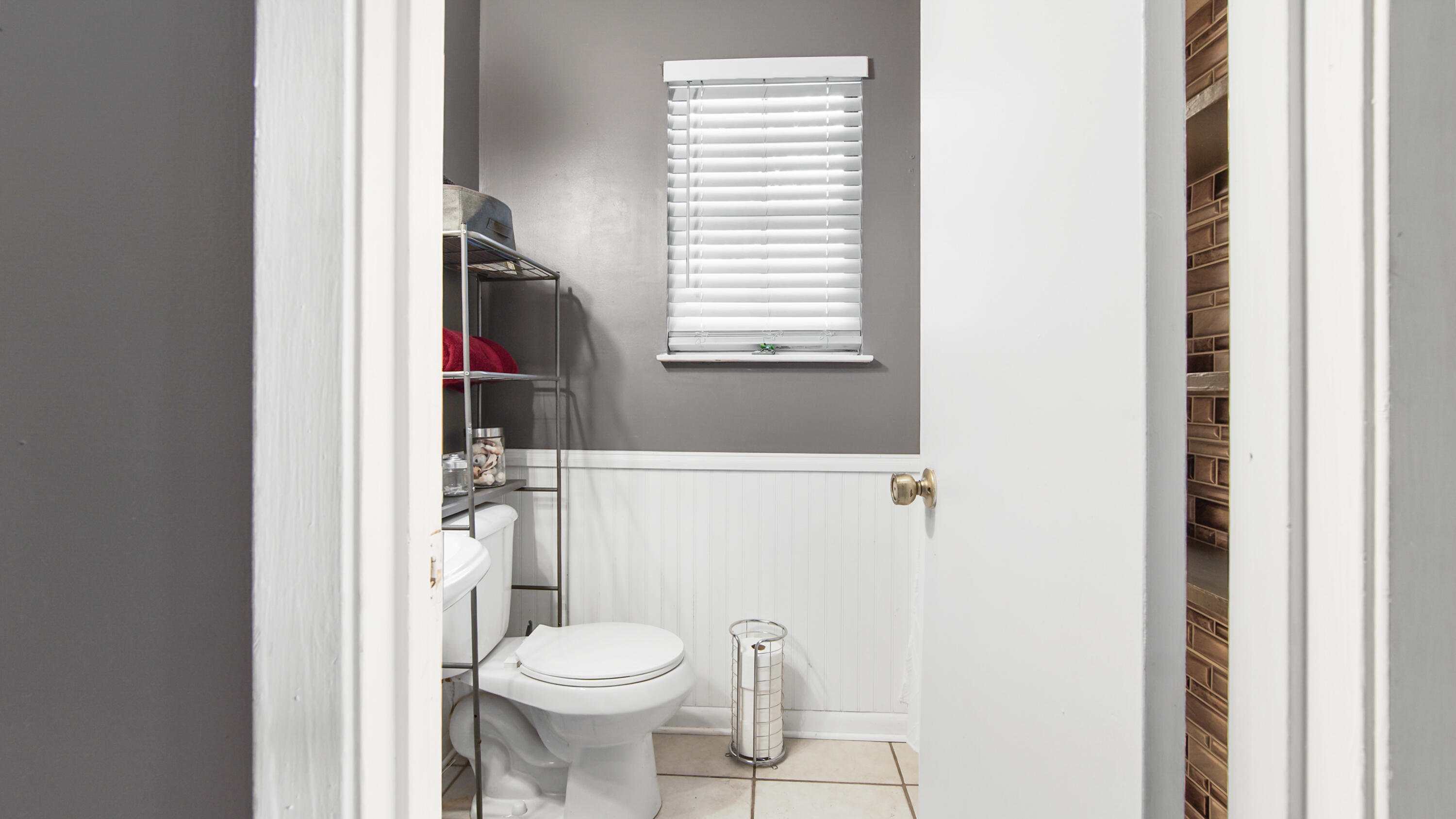 HOLIDAY BEACH UNIT 16 - Residential