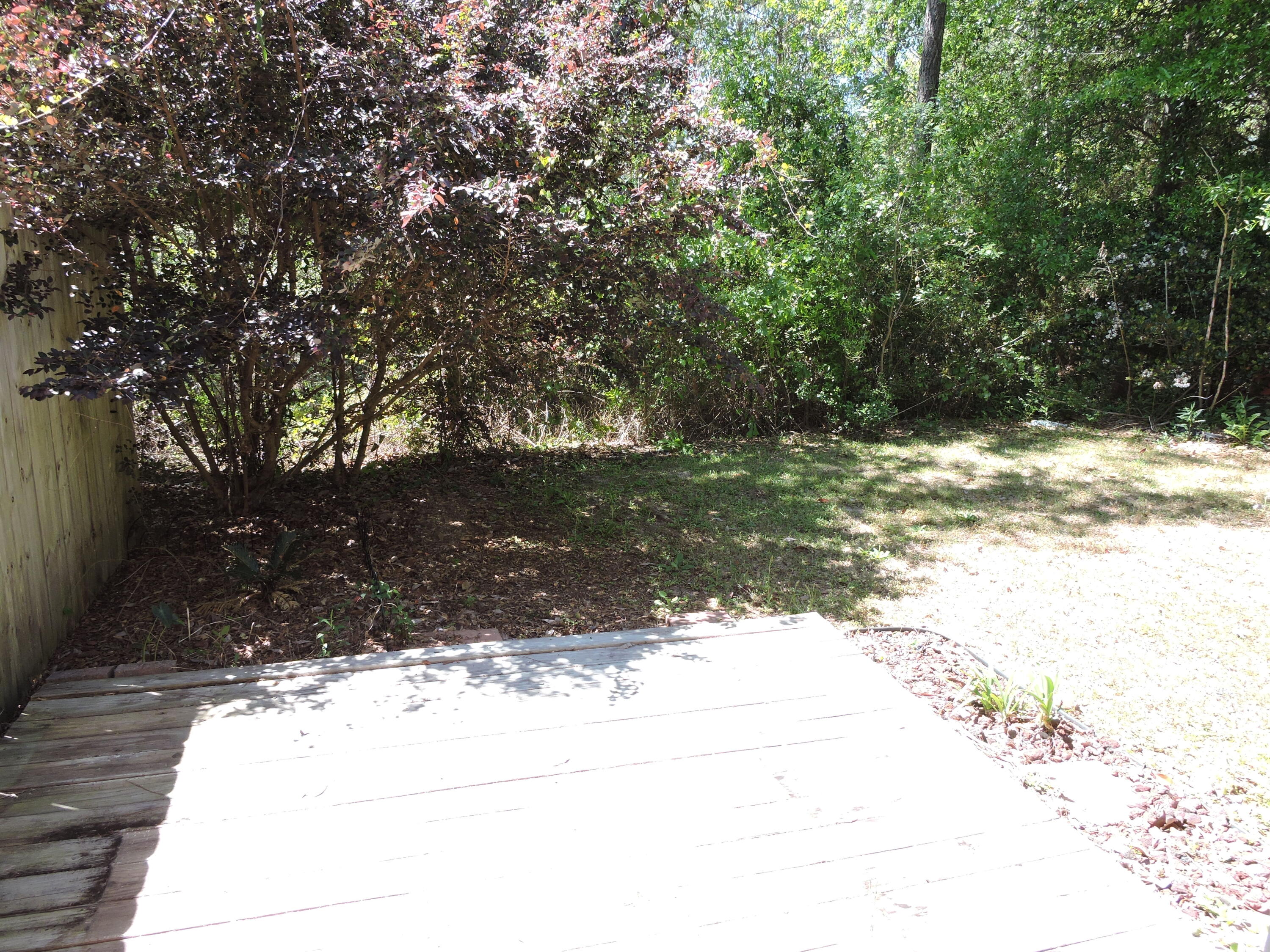 ROLLING PINES - Residential Lease