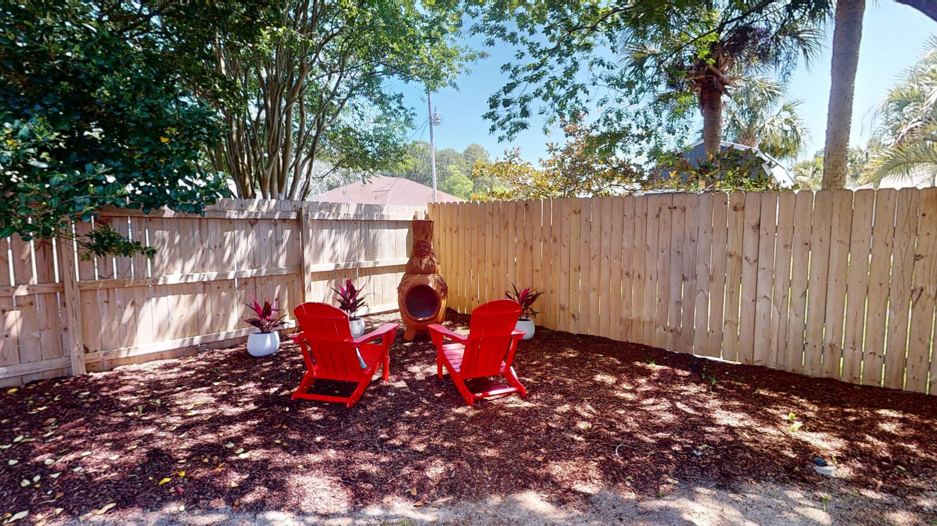 ASHBERRY WOODS - Residential