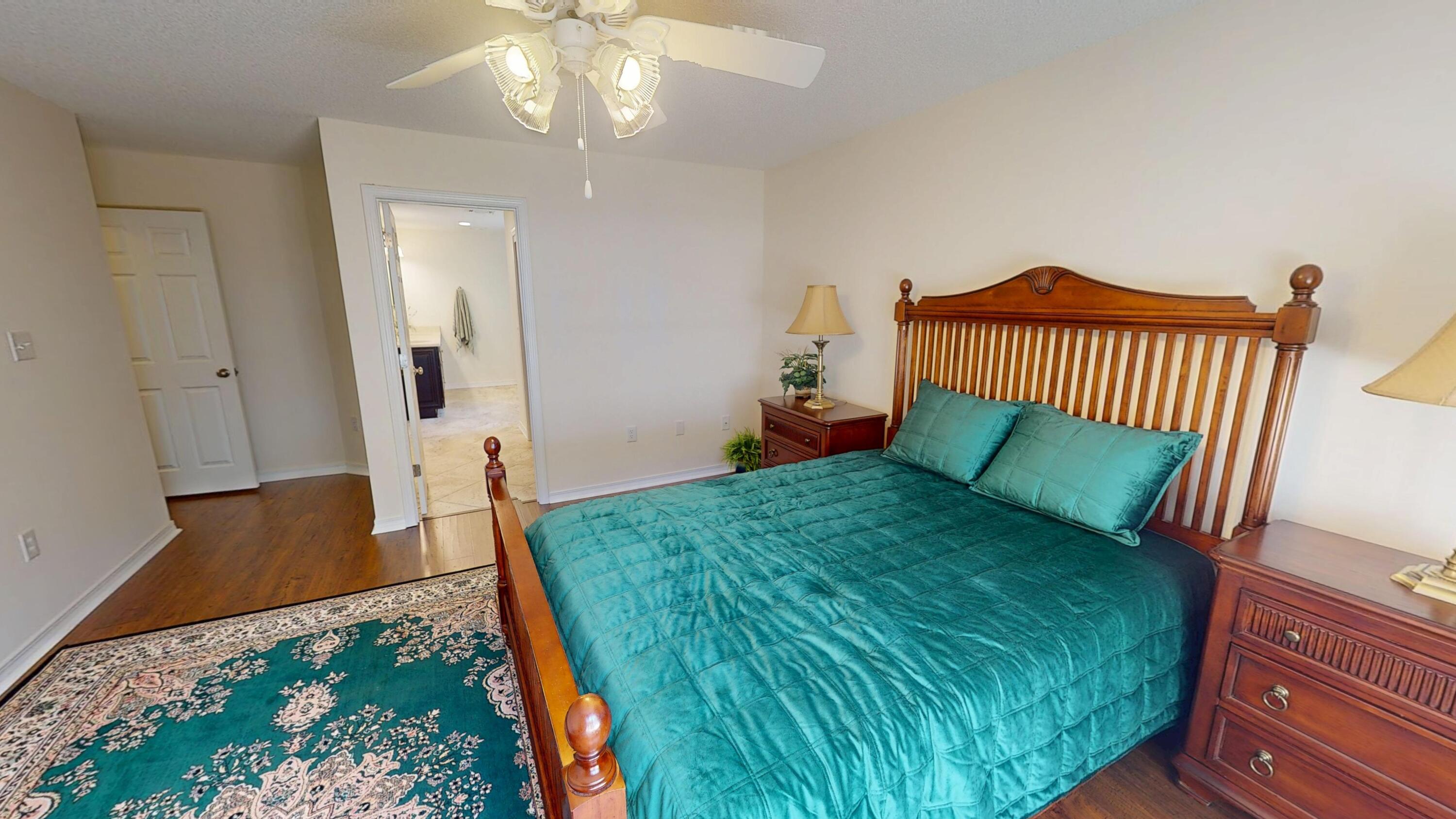 ASHBERRY WOODS - Residential