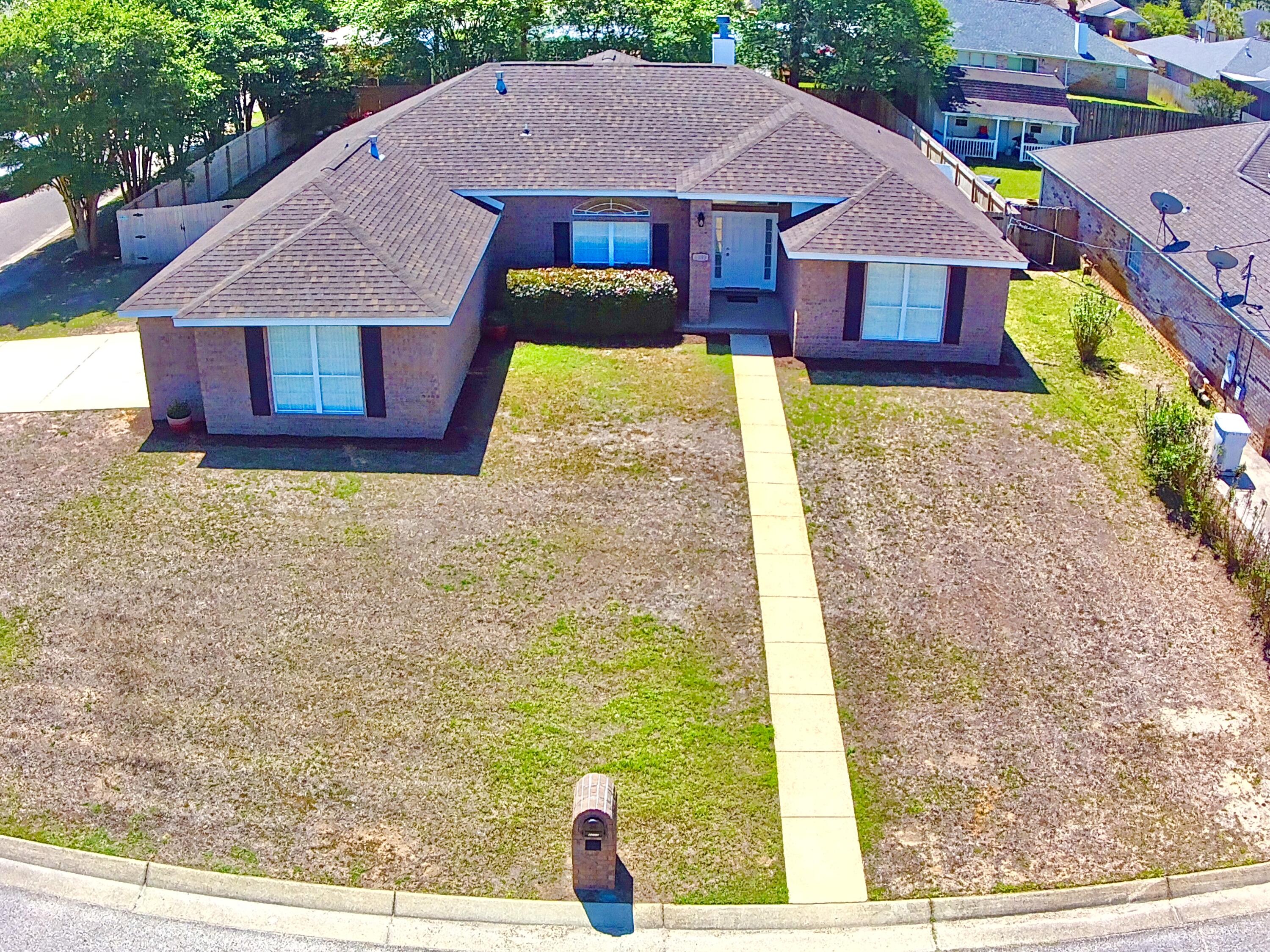 ASHBERRY WOODS - Residential