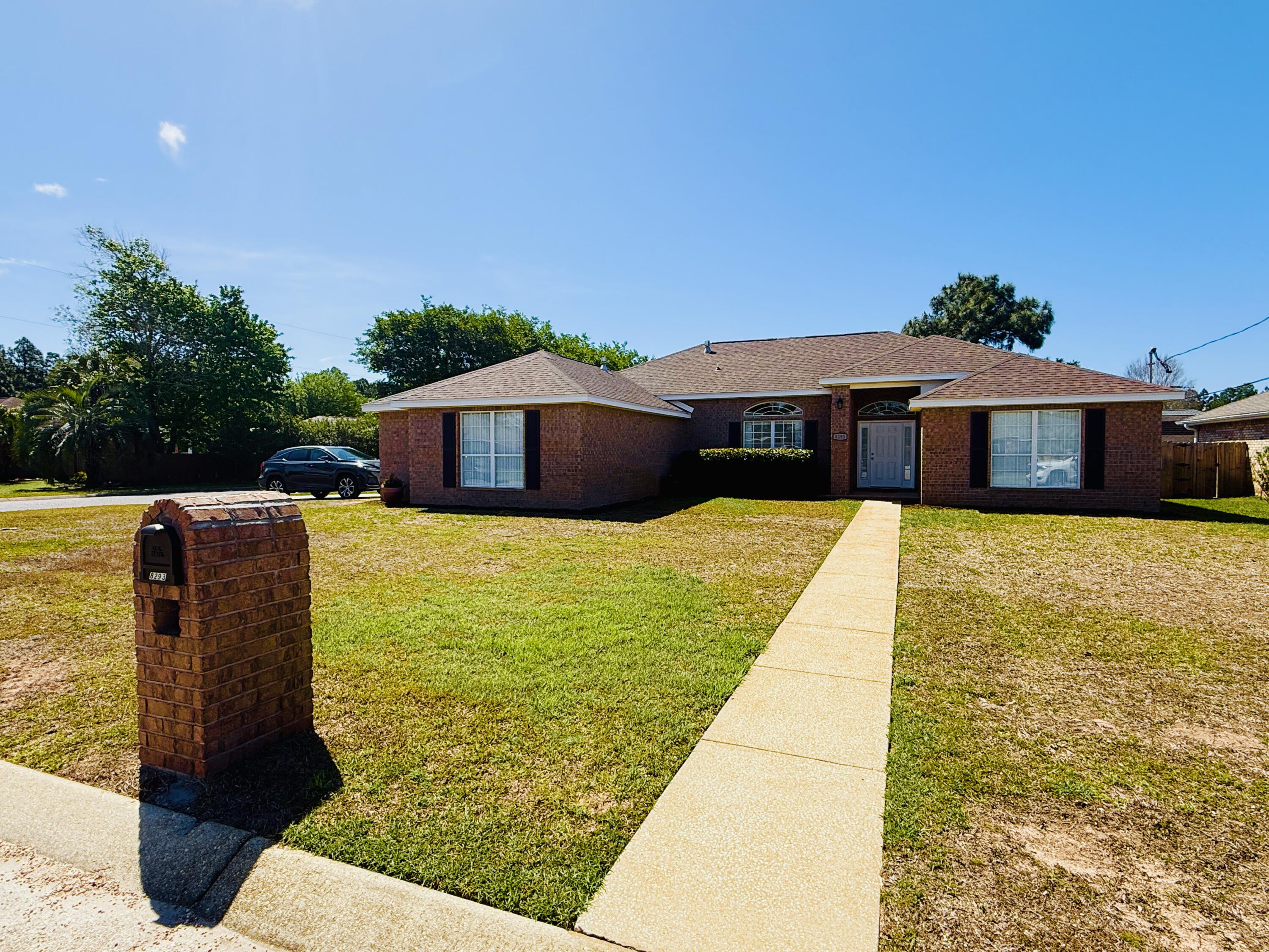 ASHBERRY WOODS - Residential