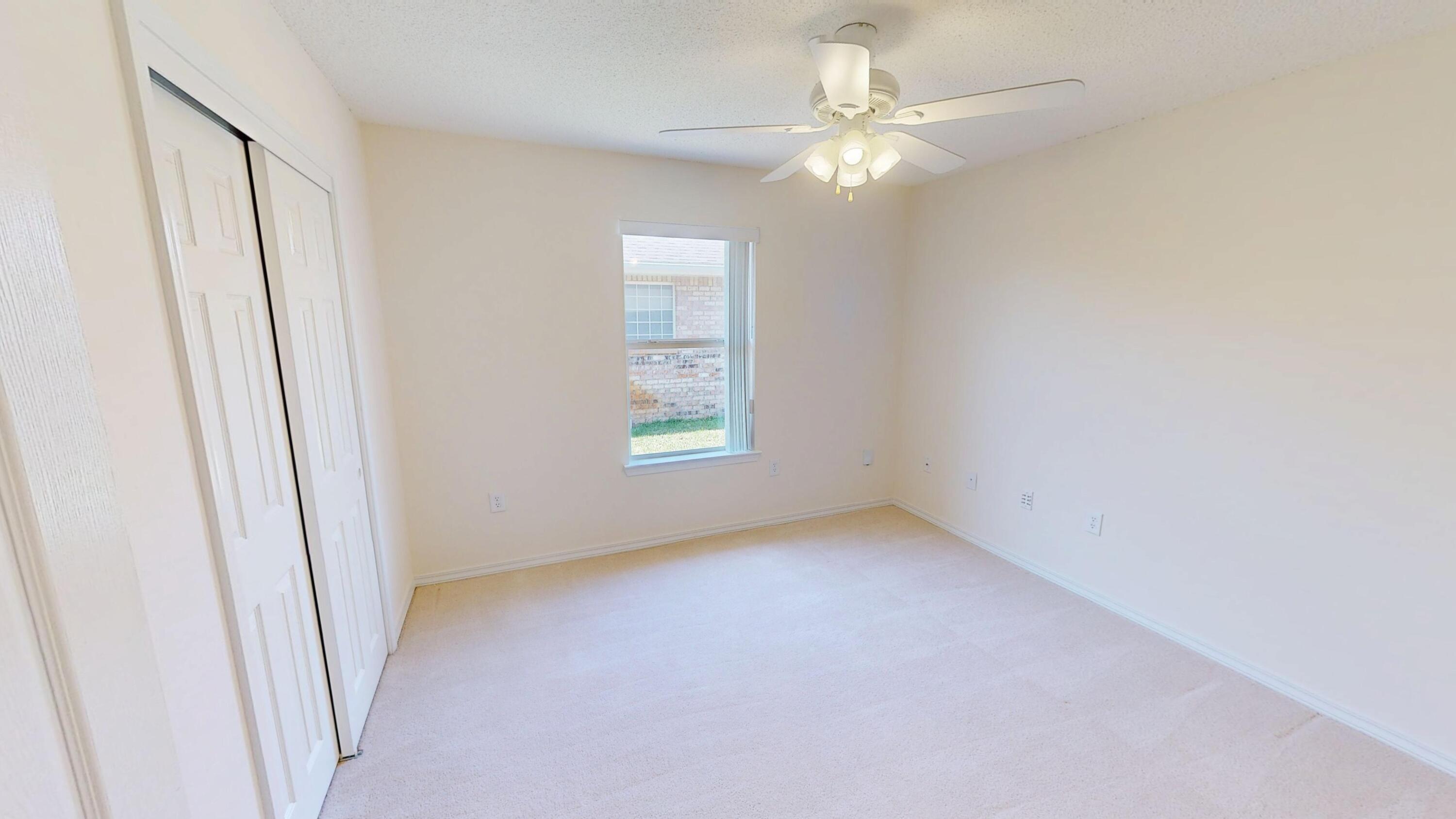 ASHBERRY WOODS - Residential