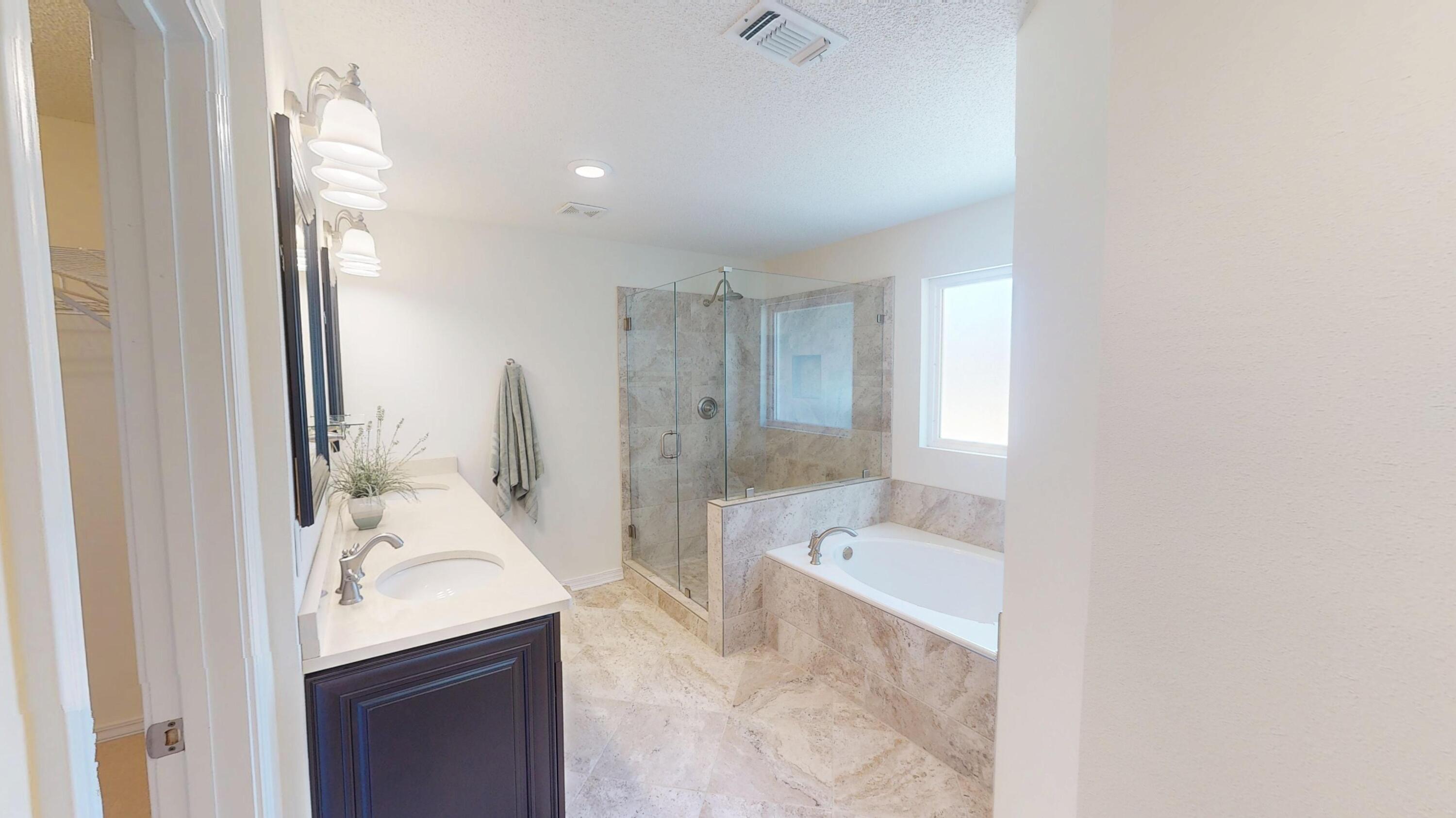 ASHBERRY WOODS - Residential