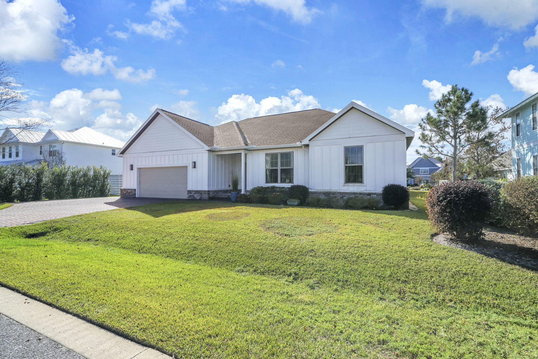 126 Tropical Breeze Drive