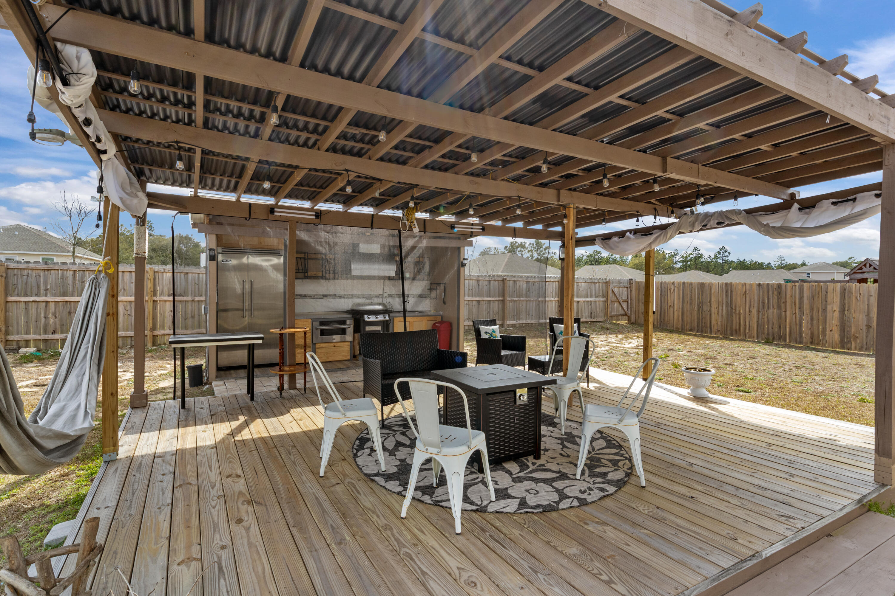 SAWMILL COURT - Residential