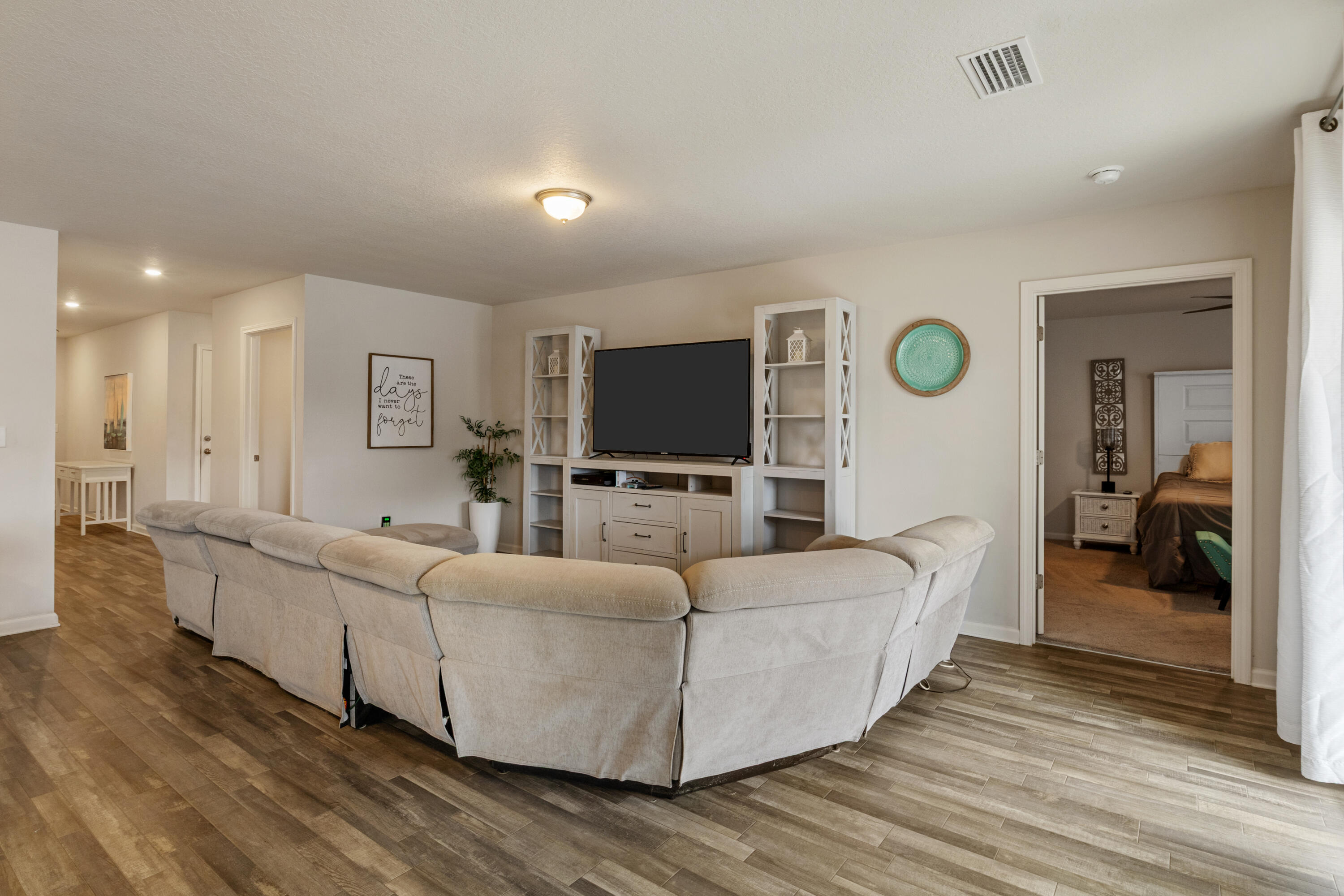 SAWMILL COURT - Residential