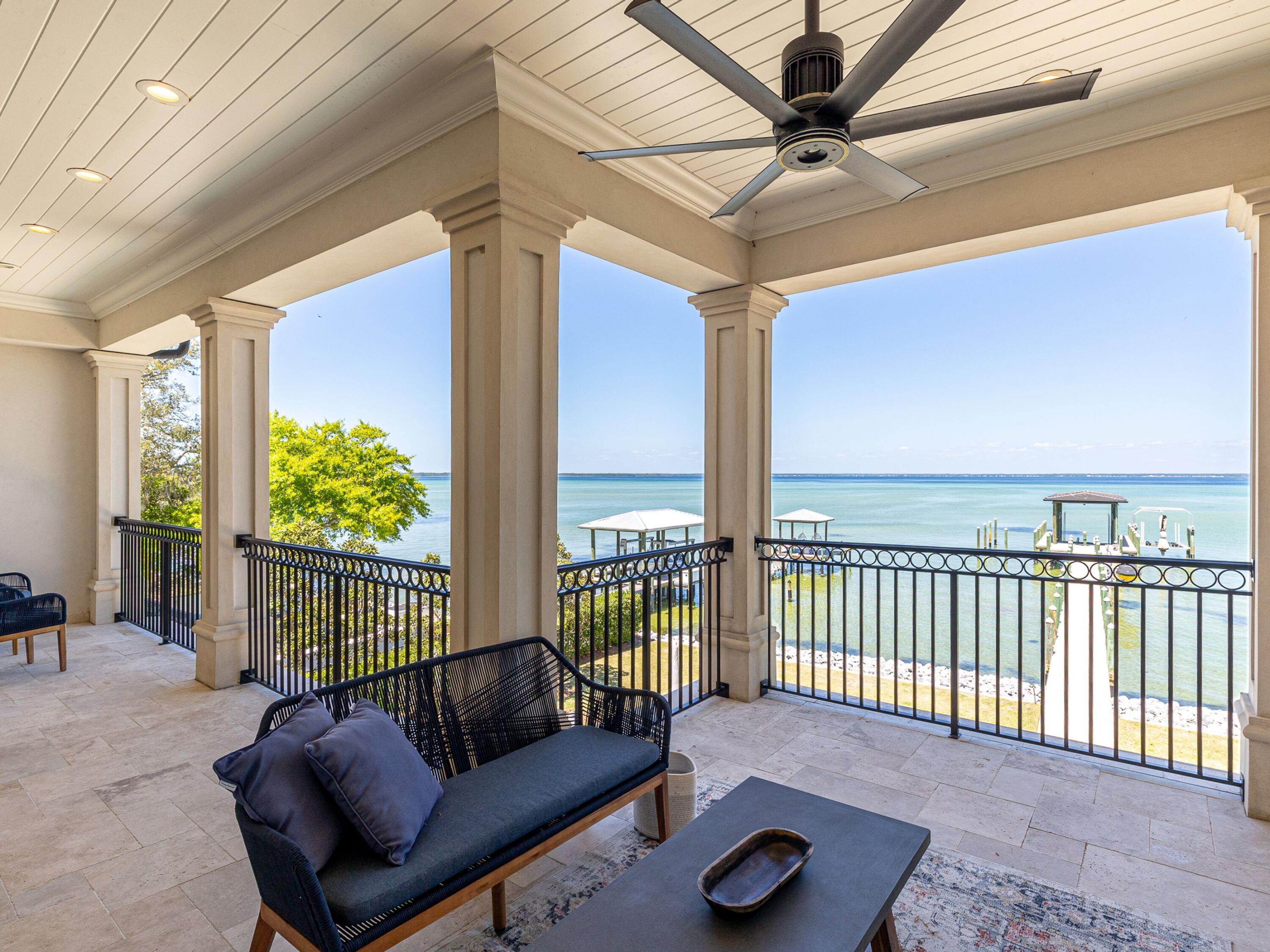 Cobbs Point - Residential