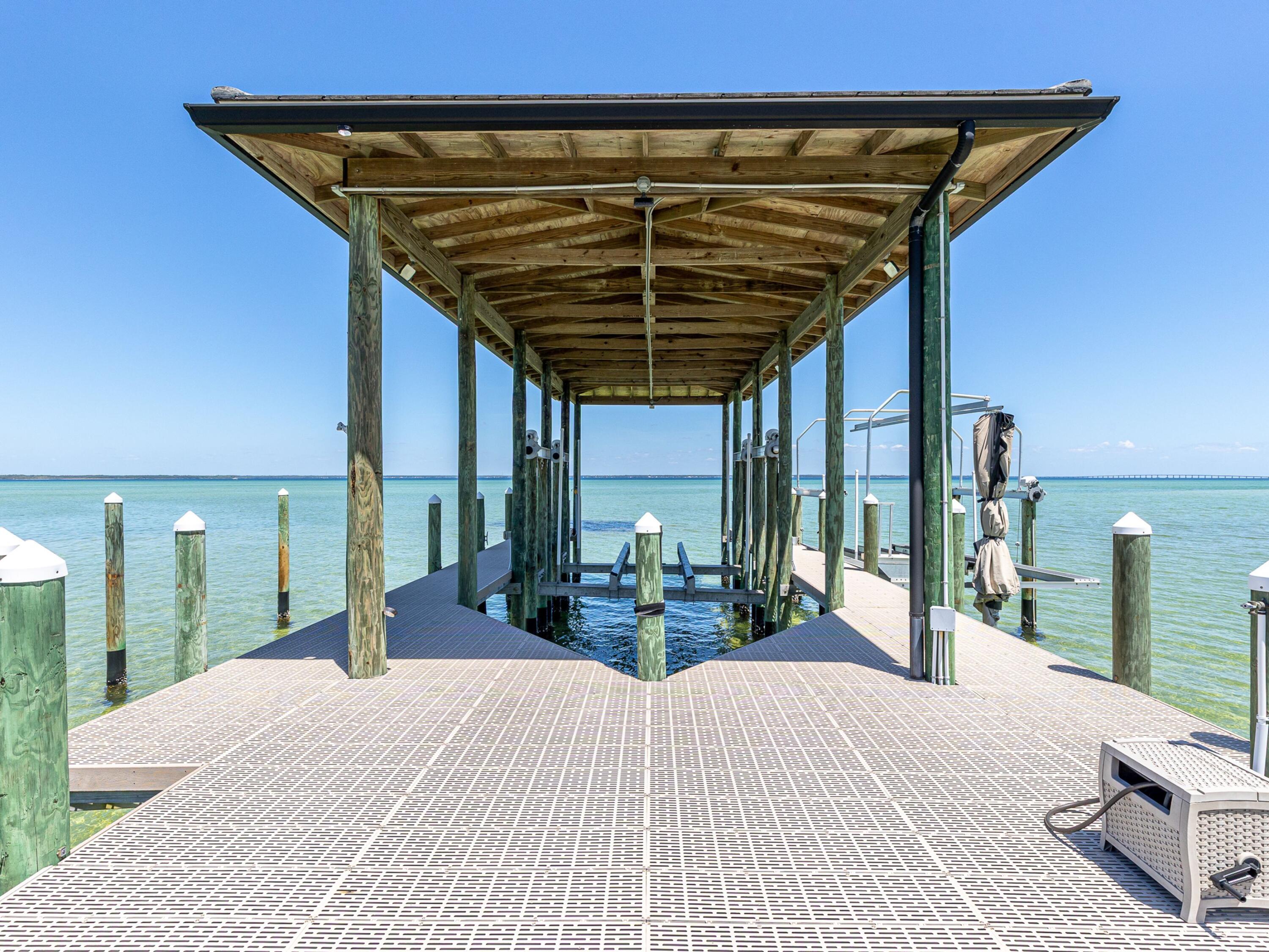 Cobbs Point - Residential