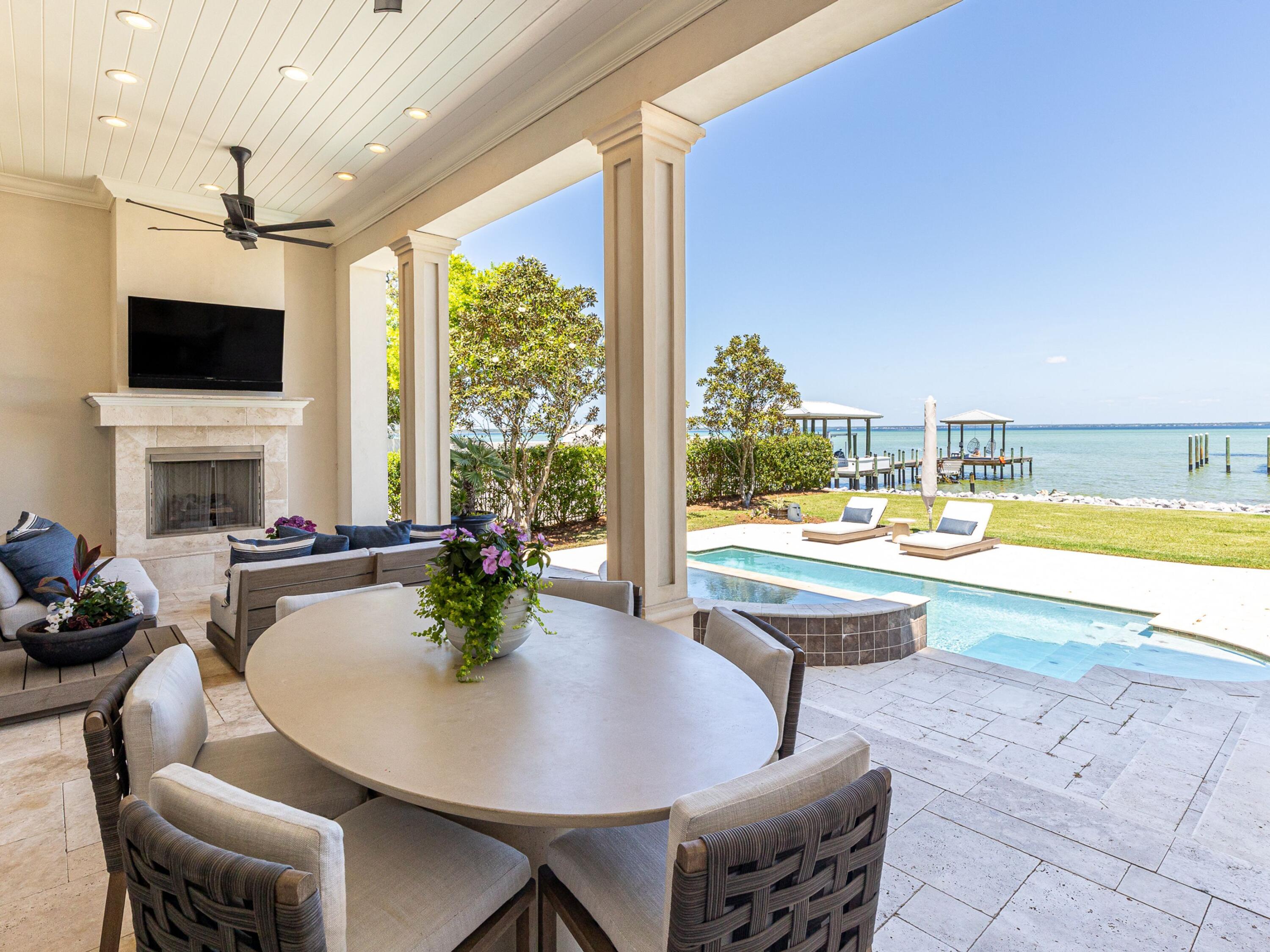 Cobbs Point - Residential