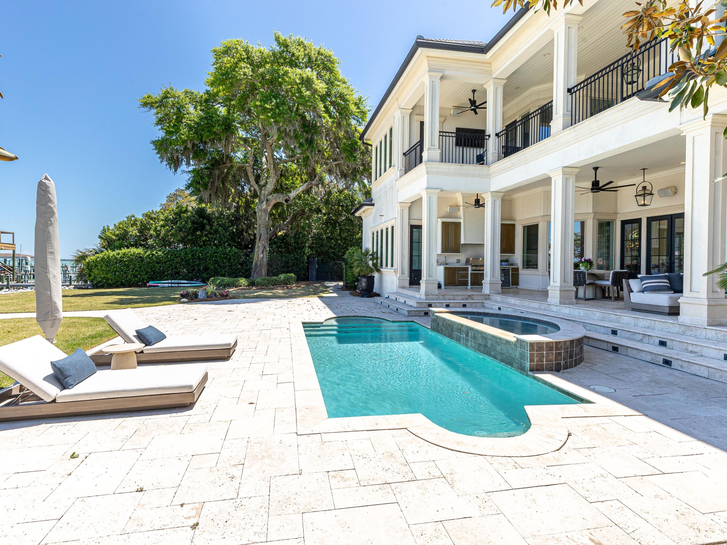 Cobbs Point - Residential