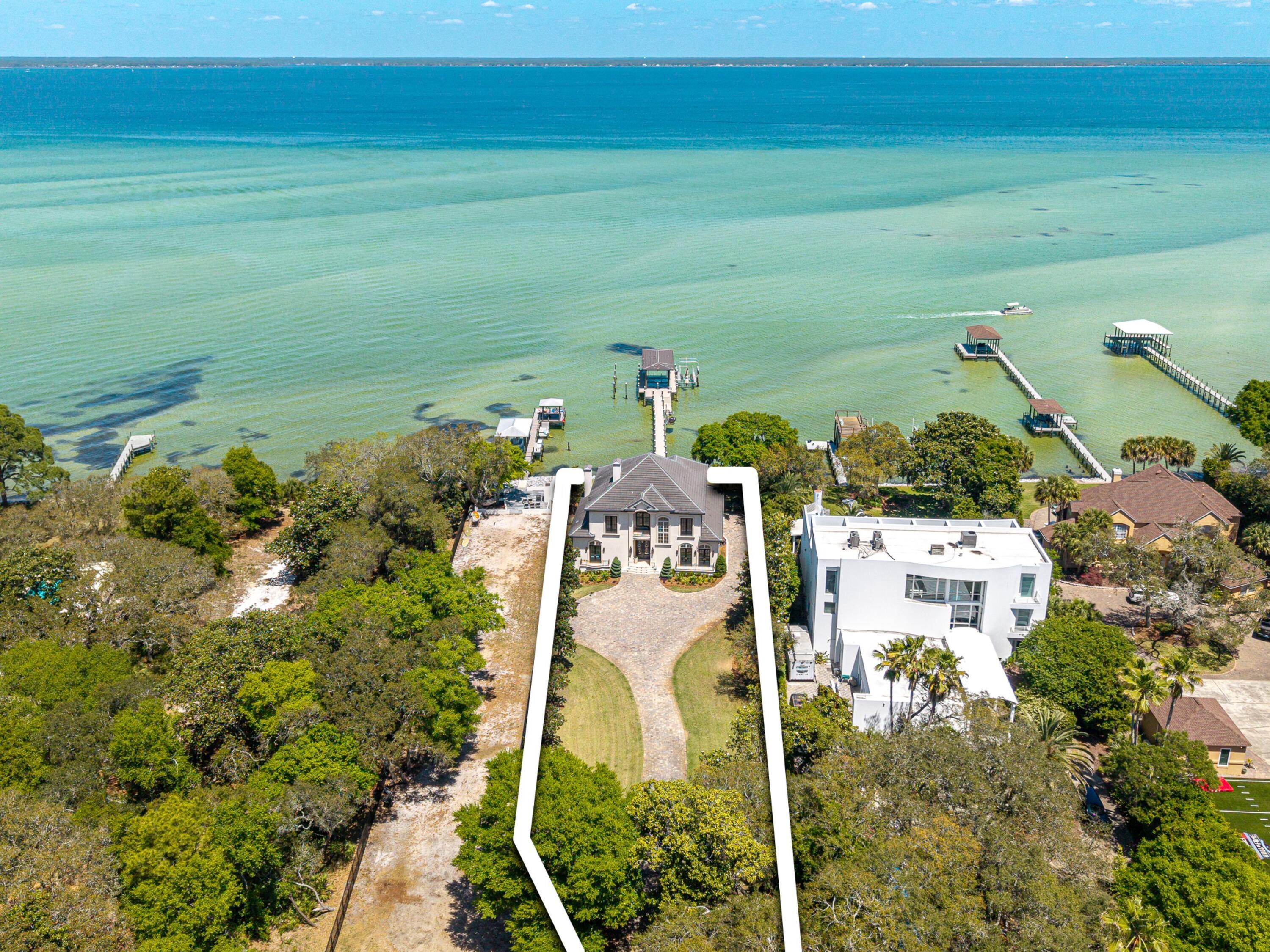 Cobbs Point - Residential