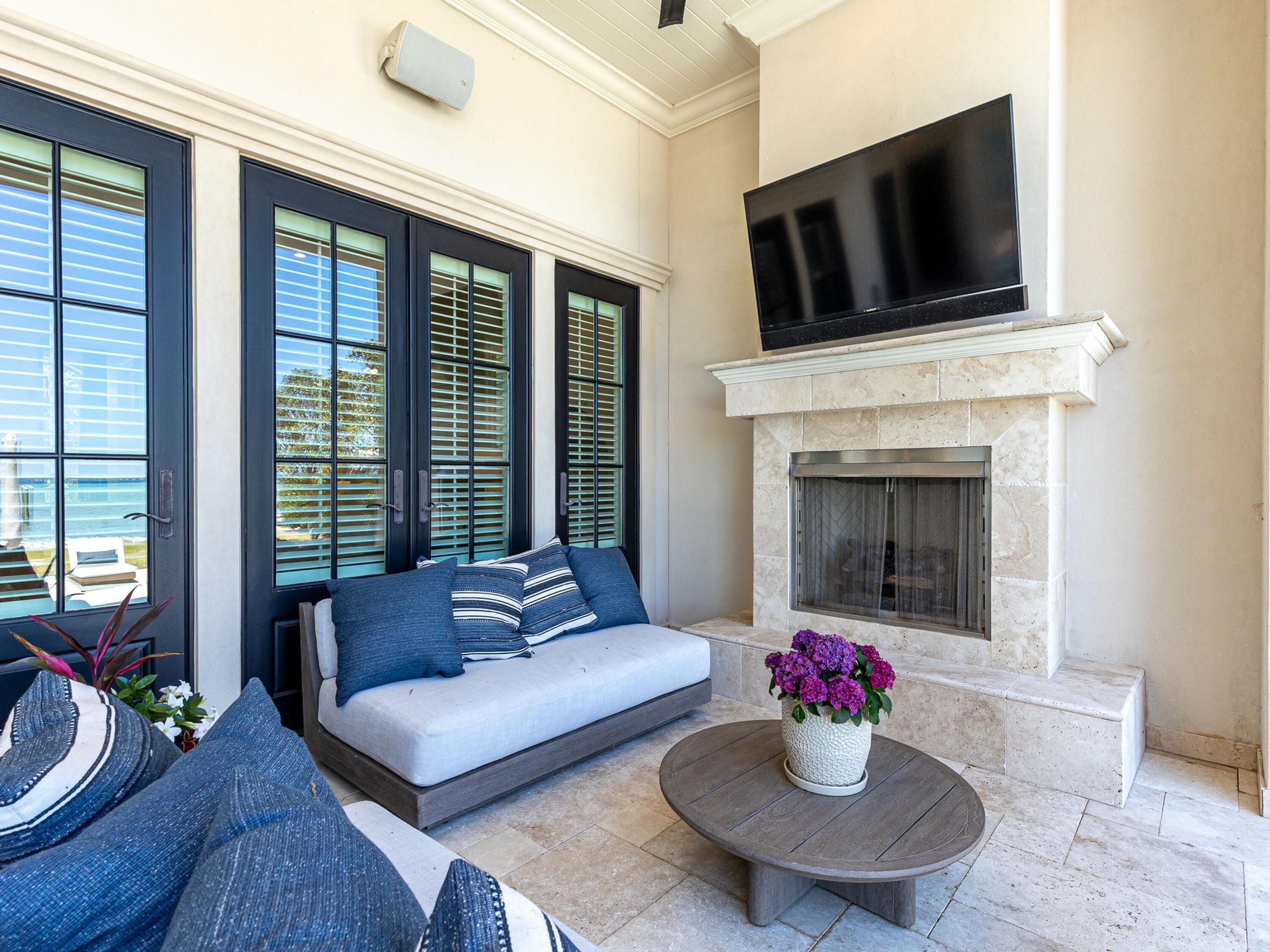 Cobbs Point - Residential