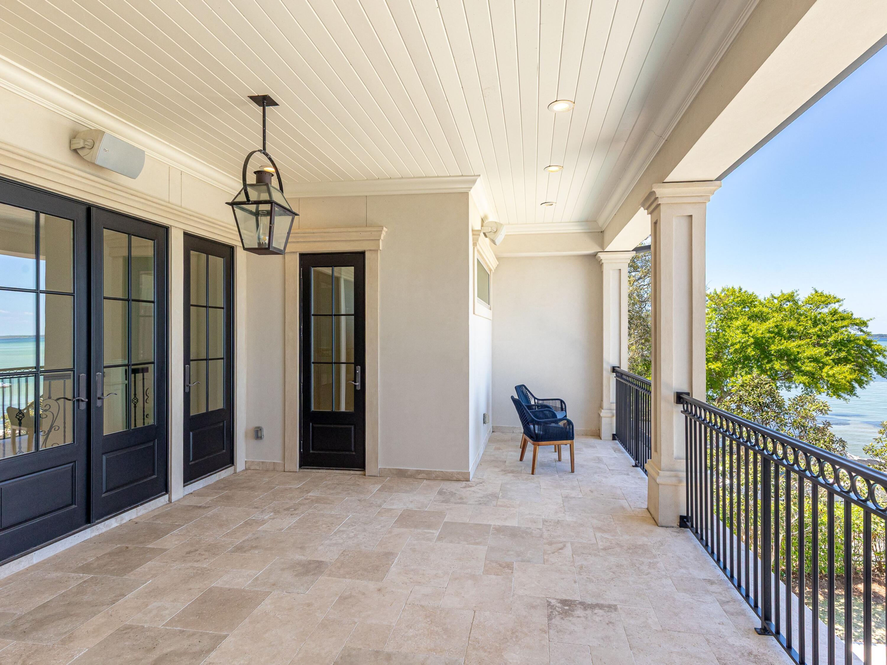 Cobbs Point - Residential