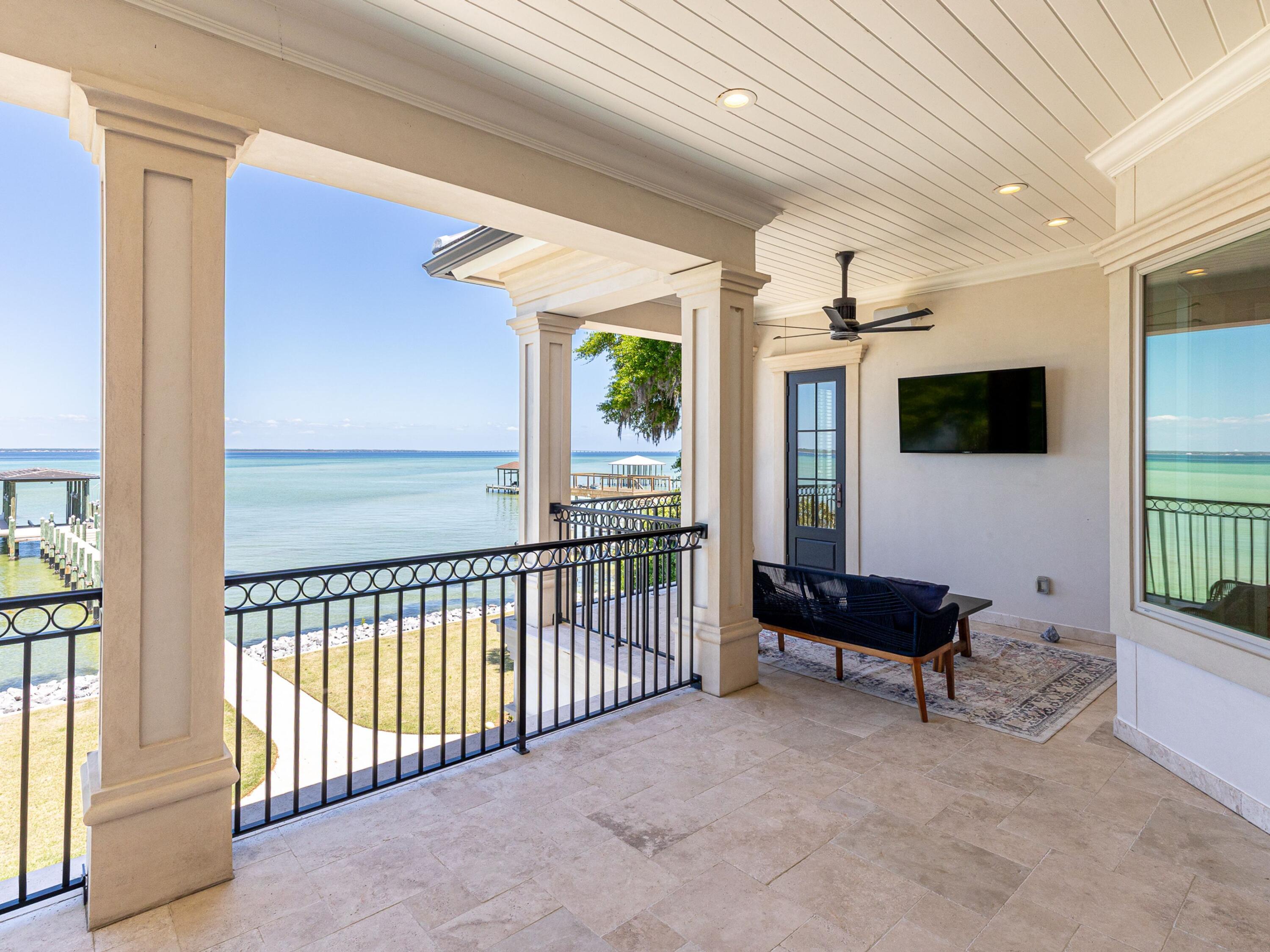 Cobbs Point - Residential