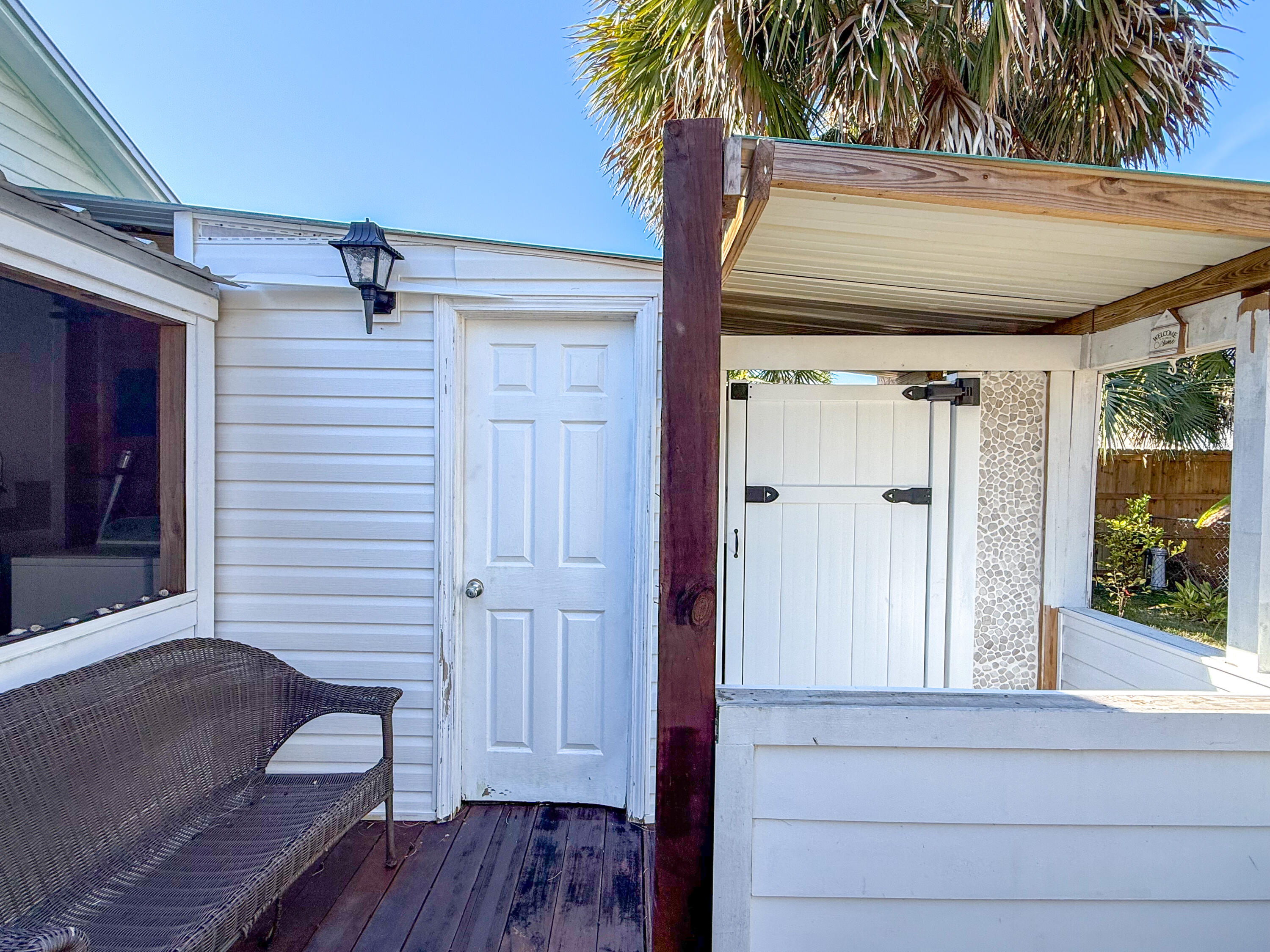 NO RECORDED SUBDIVISION - Residential