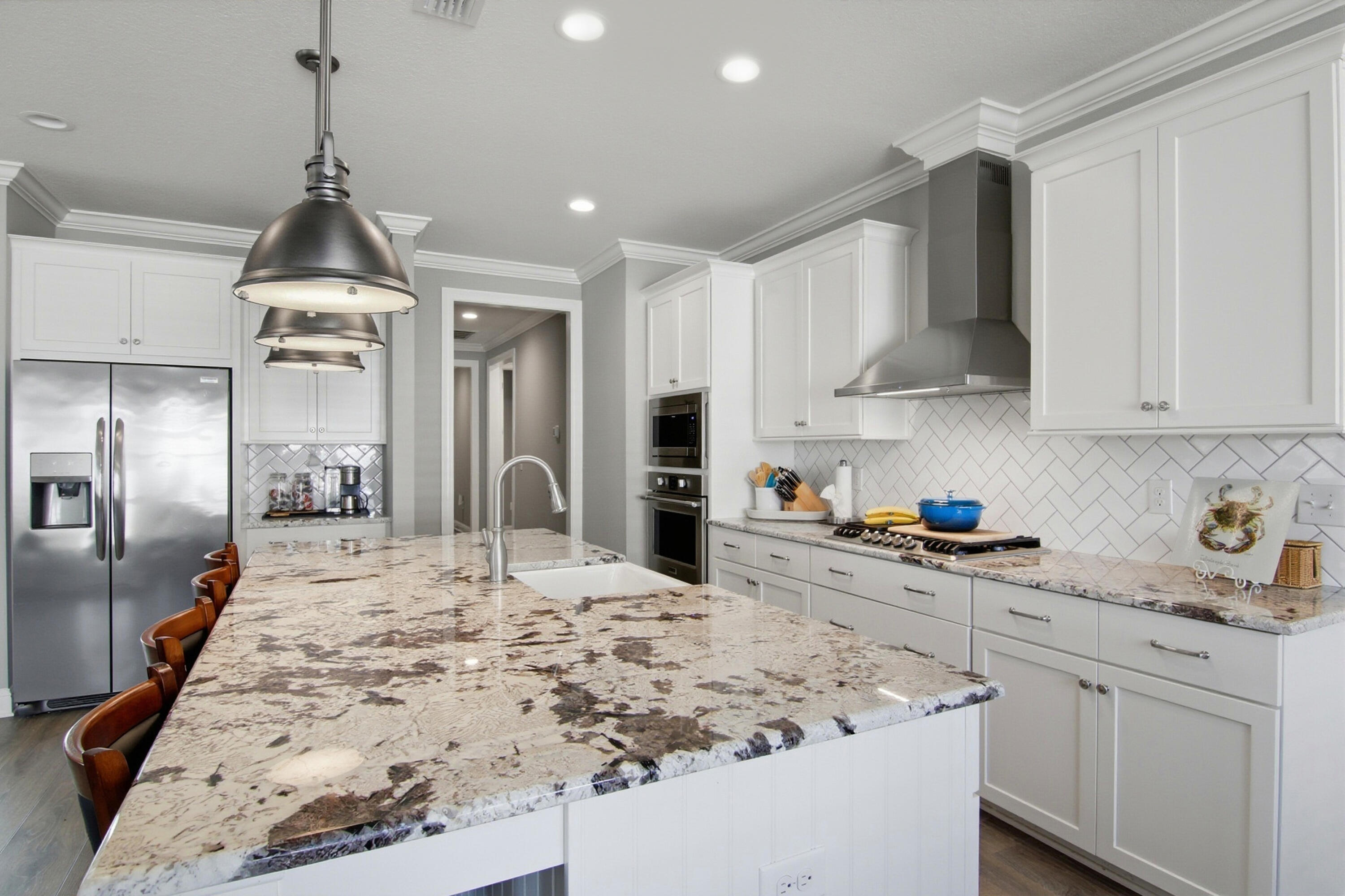 HAMMOCK BAY - Residential