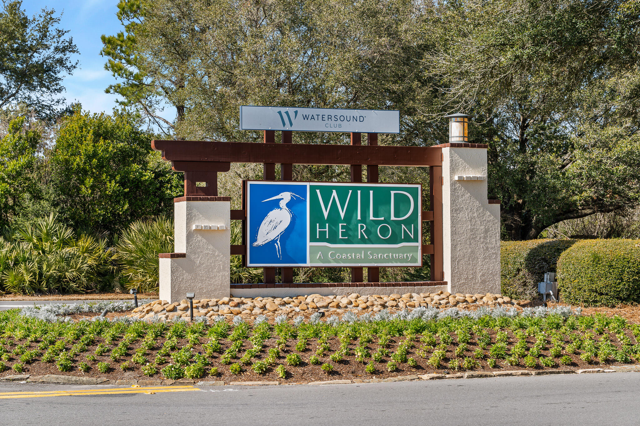WILD HERON - Residential