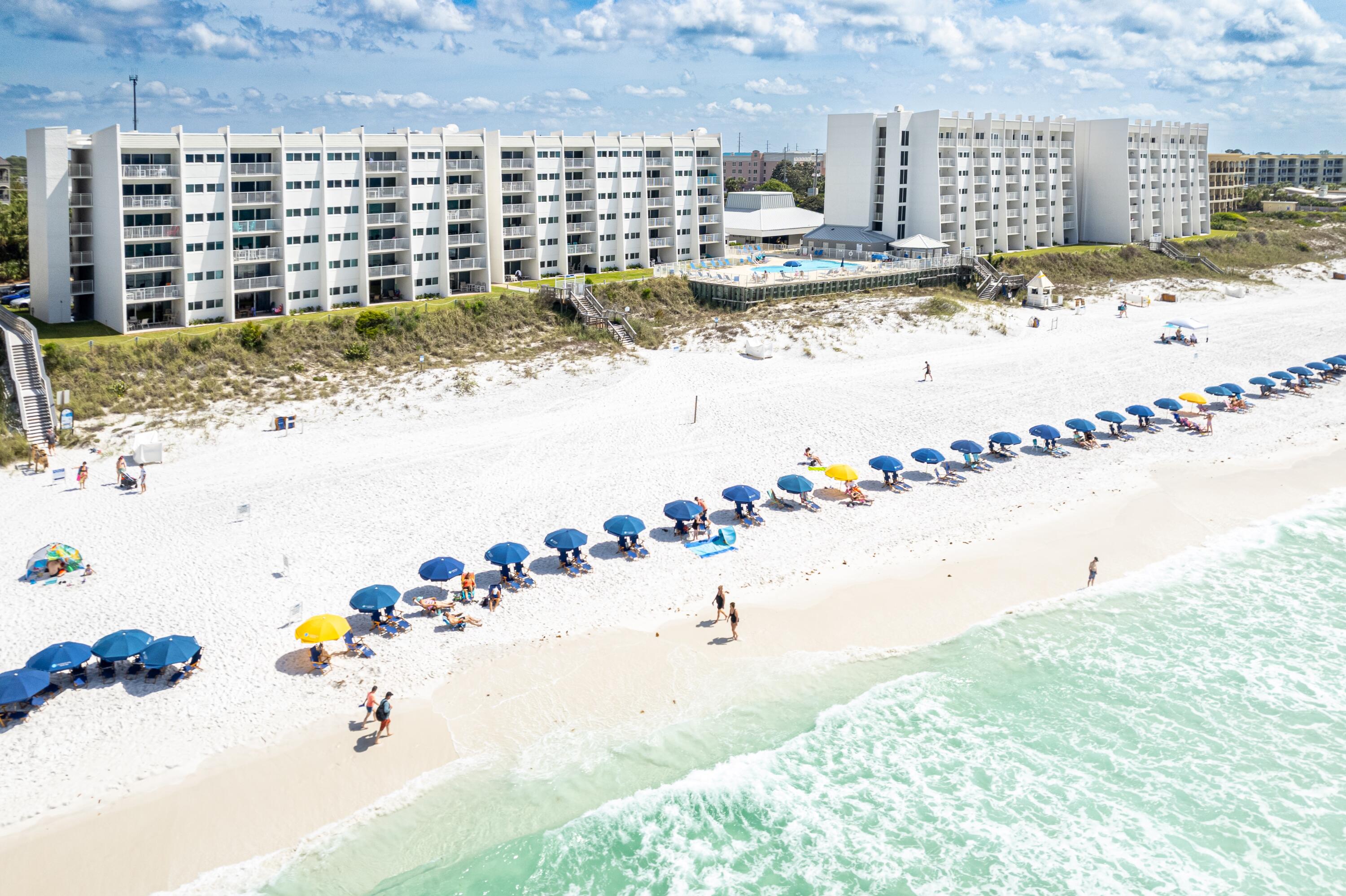 BEACH HOUSE CONDO PH 2 - Residential