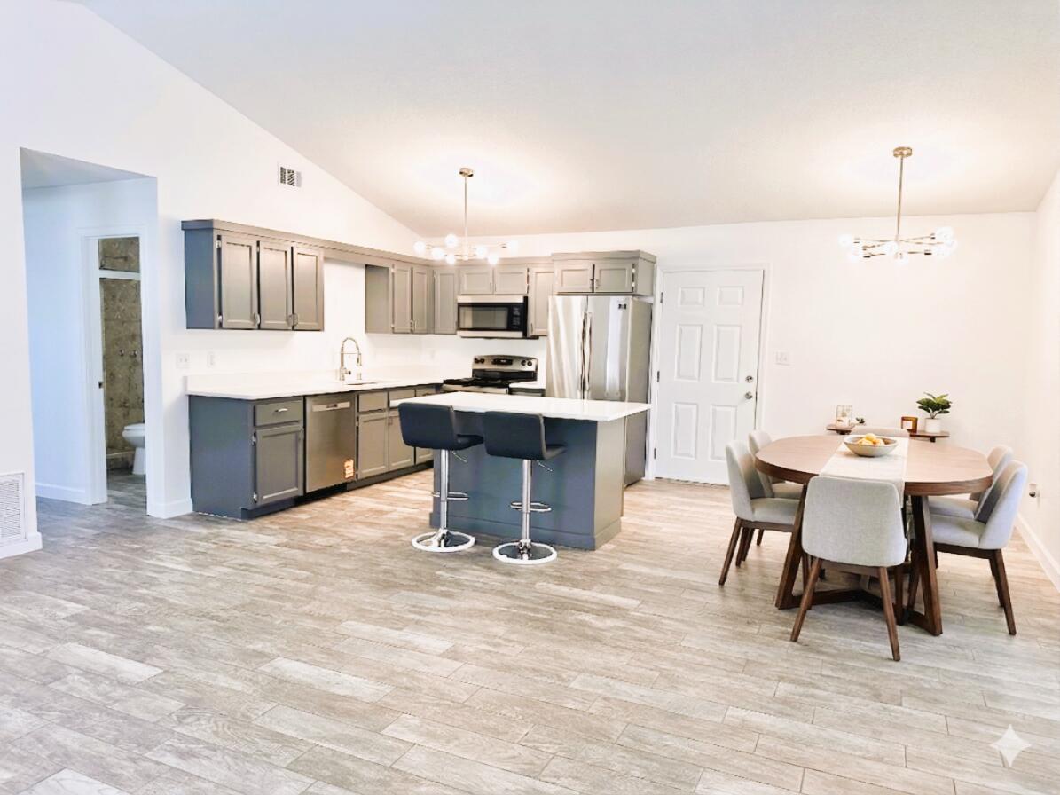 INDIAN OAKS - Residential