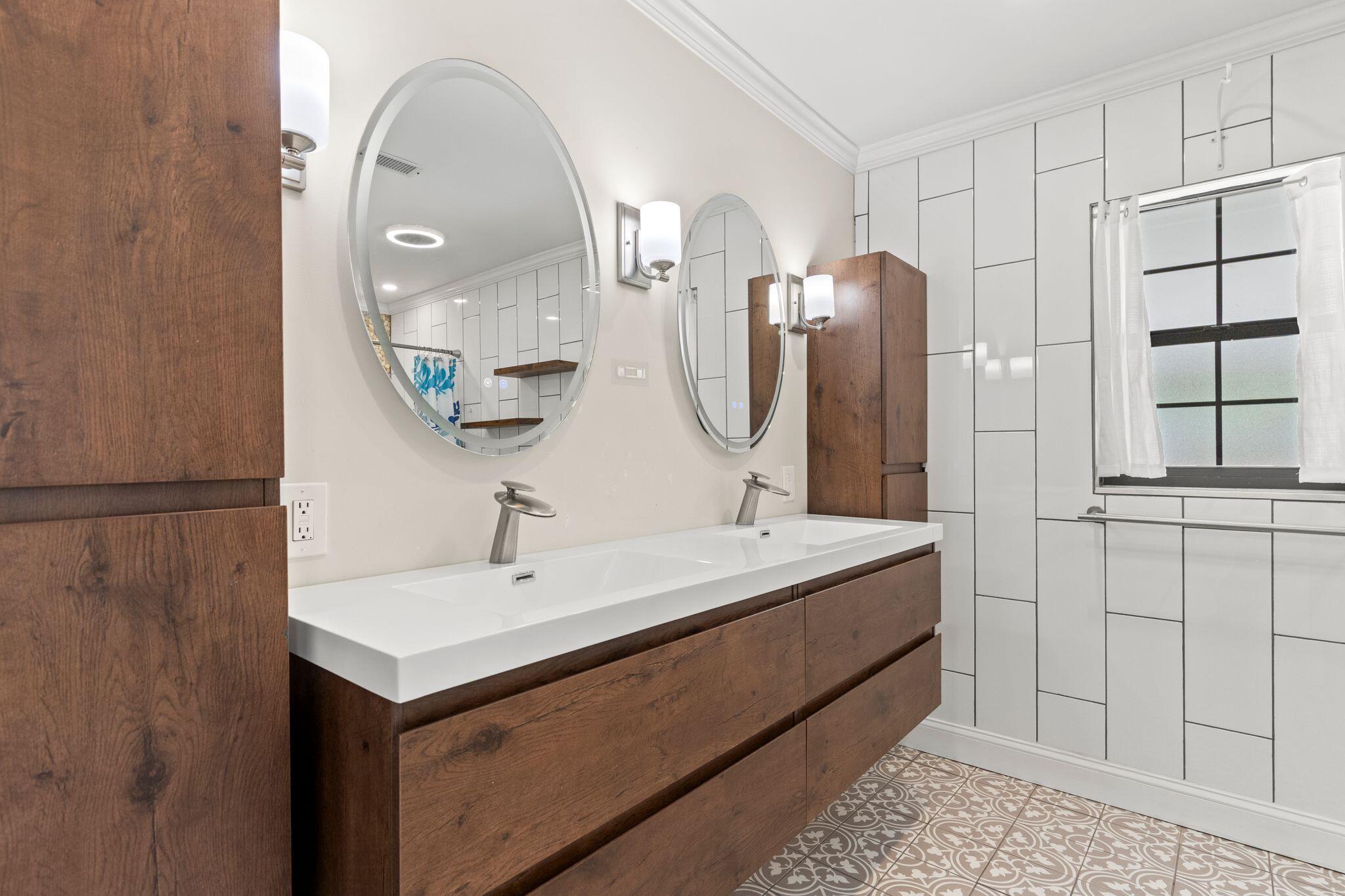 Sunny Hills - Residential