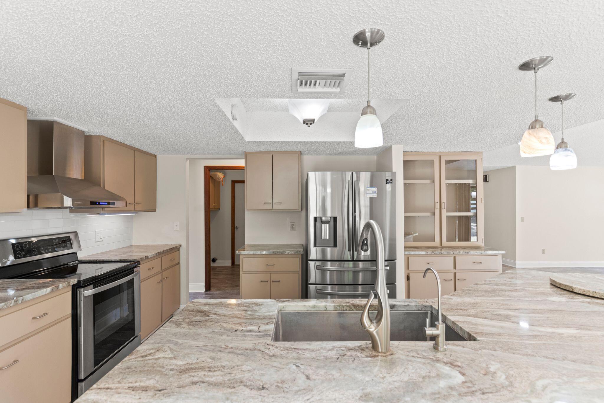 Sunny Hills - Residential