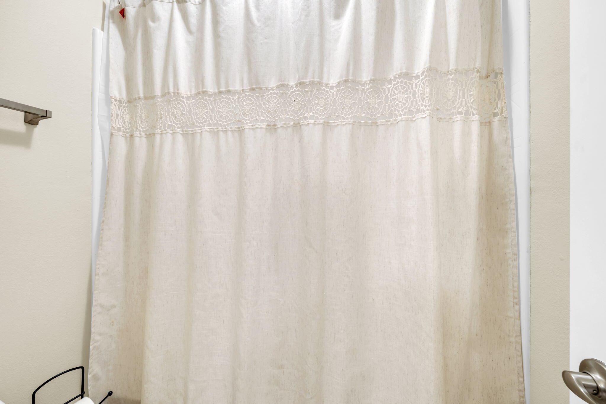 ALICIA PLACE - Residential