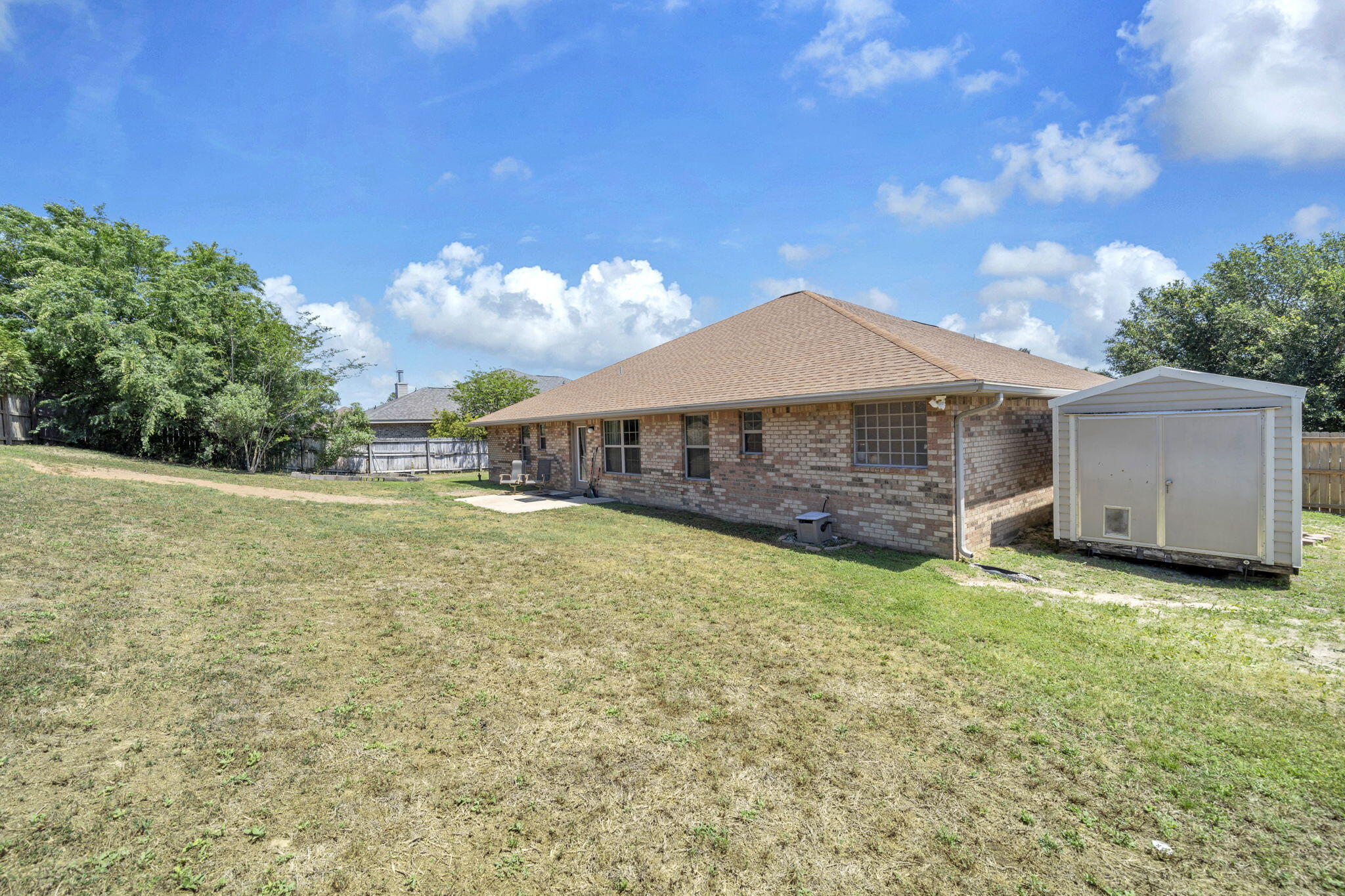 ALICIA PLACE - Residential