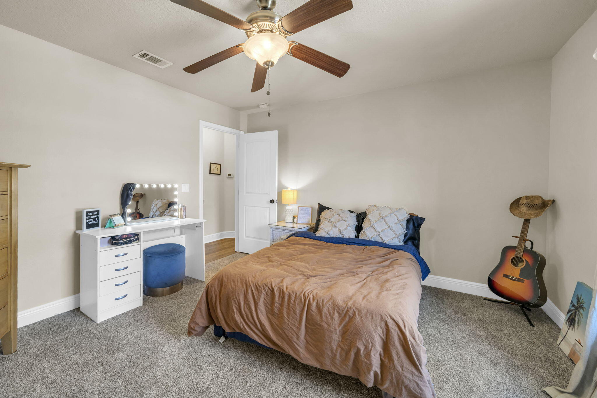 ALICIA PLACE - Residential