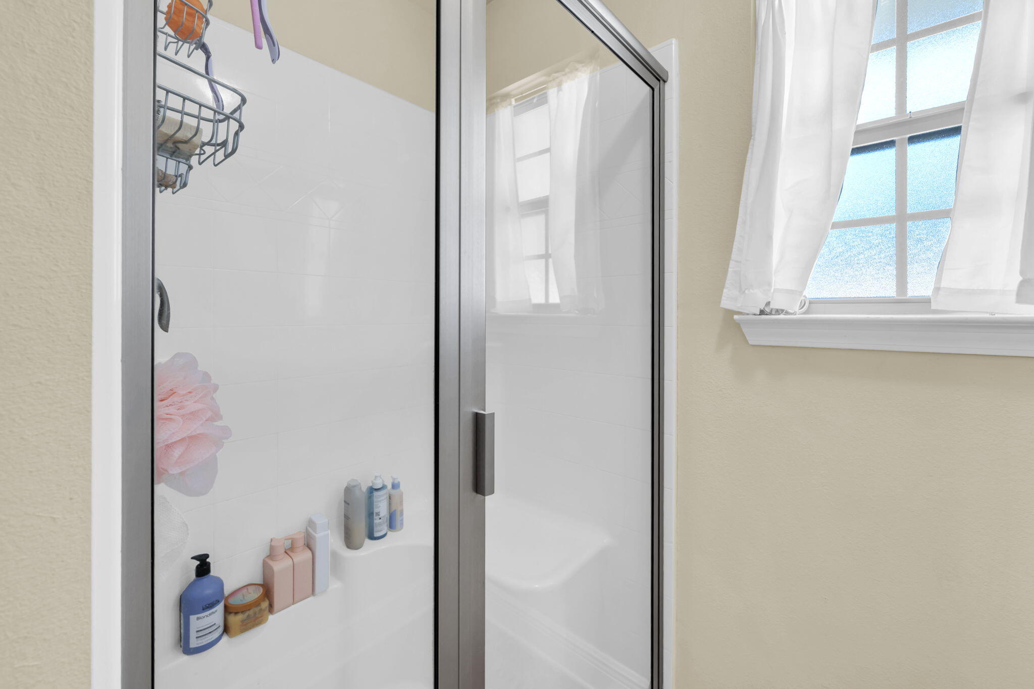 ALICIA PLACE - Residential