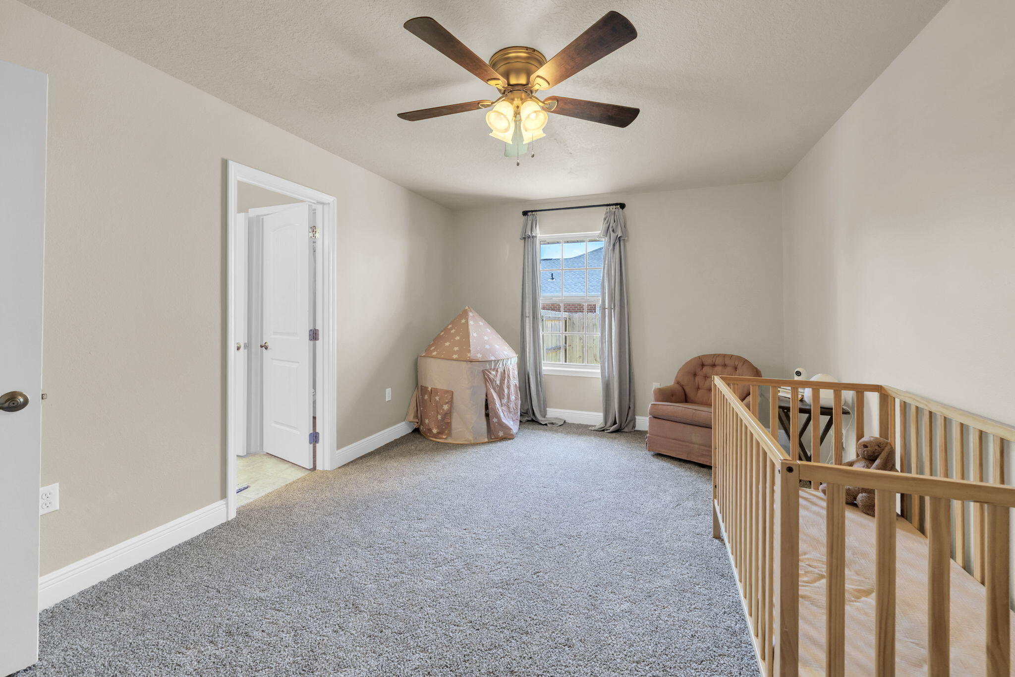 ALICIA PLACE - Residential