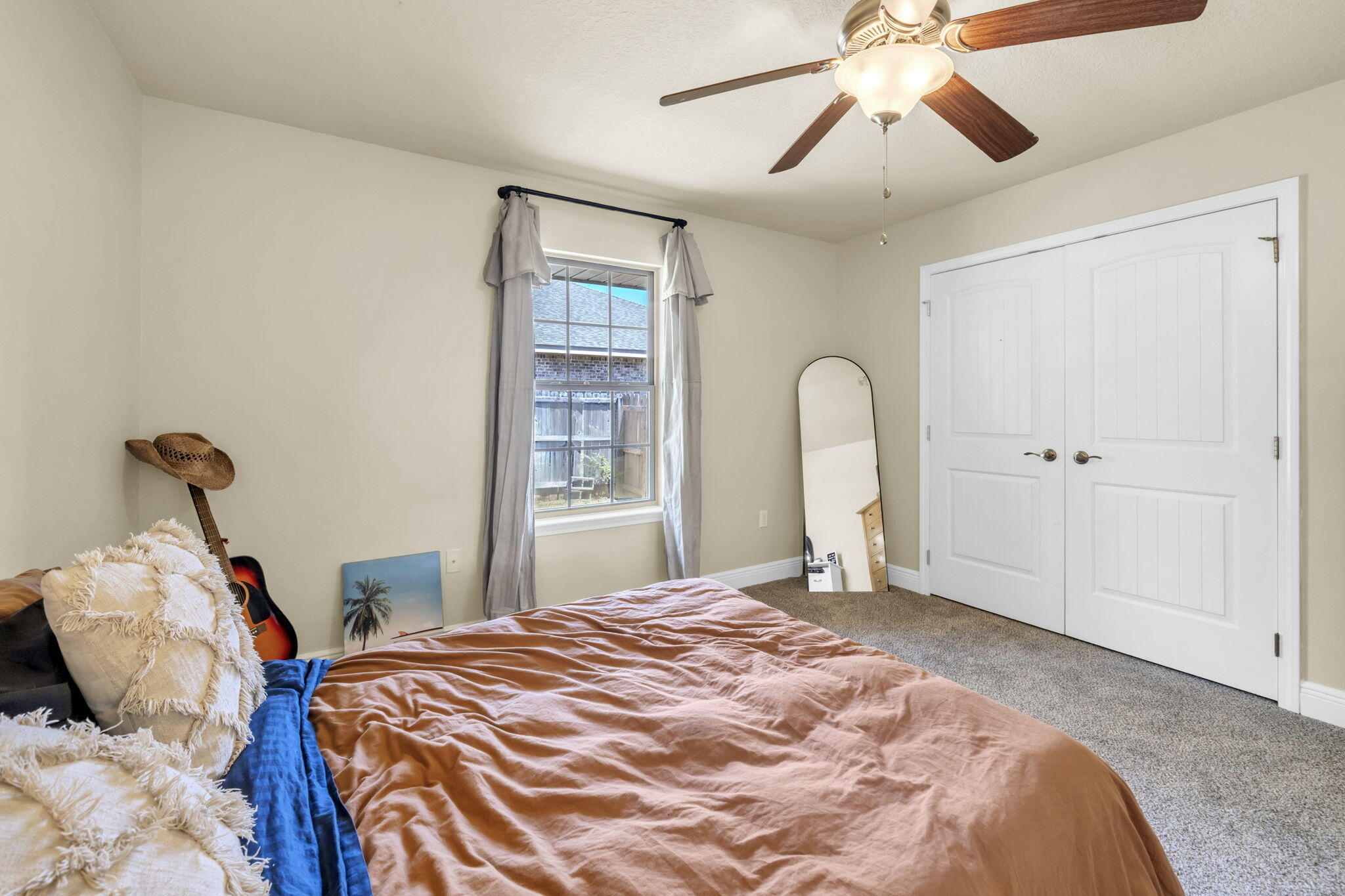 ALICIA PLACE - Residential